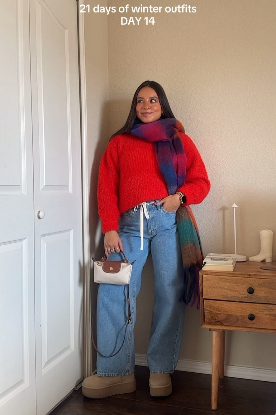 Scarf outfit🧣🩷 — (wearing sweater in size x-small + jeans in sizs 2/26s curve love + scarf from Ardene last year)

#LTKHoliday #LTKStyleTip #LTKSeasonal