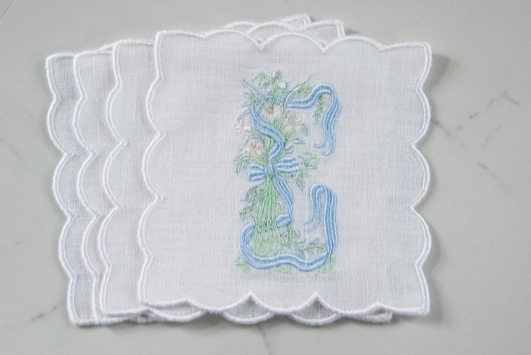 Floral alphabet scalloped edge linen cocktail napkinset/monogrammed cocktail coaster/Barware/drin... | Etsy (US)