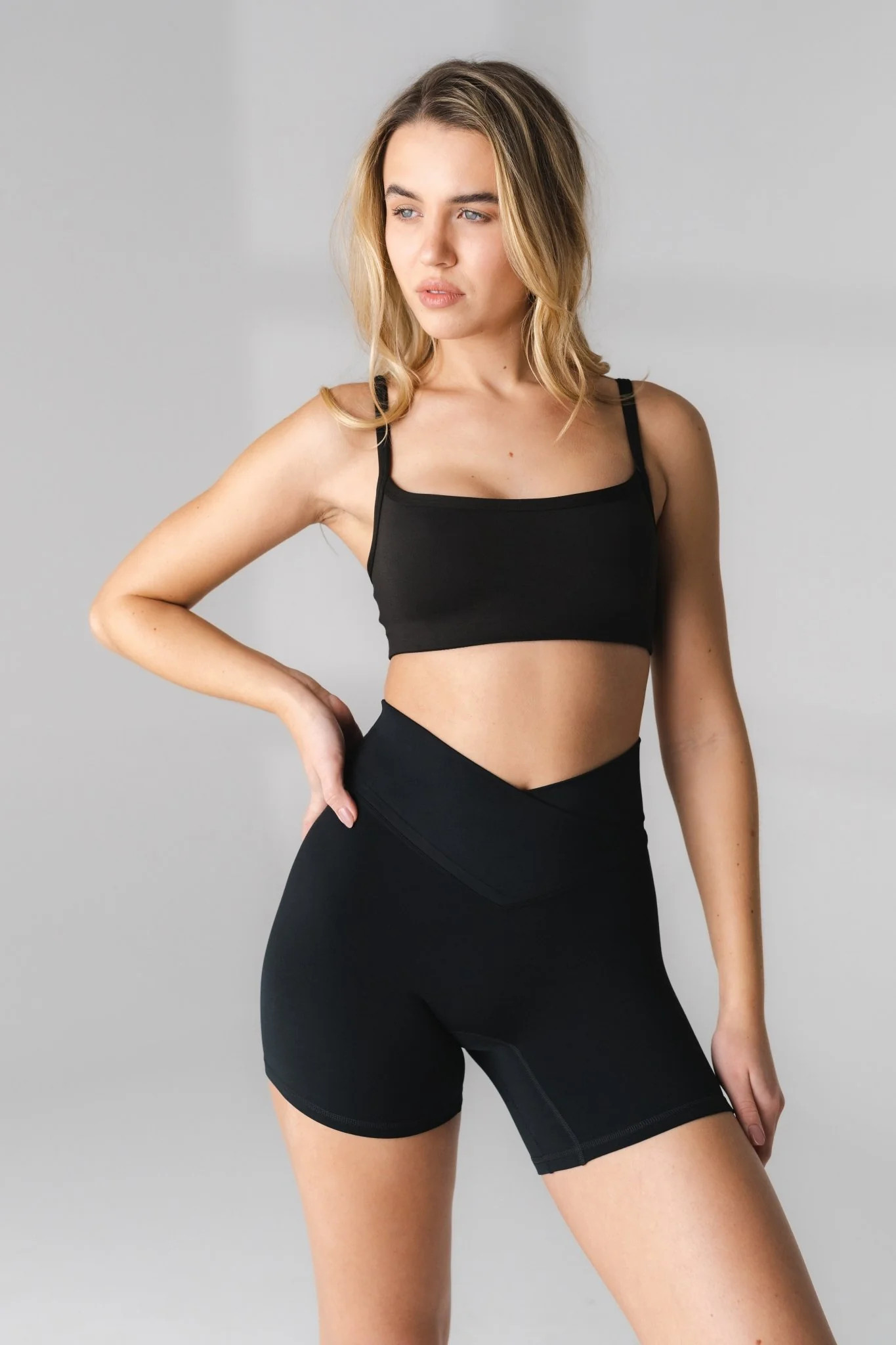 Vitality Daydream Block Square Bra - Midnight | Vitality