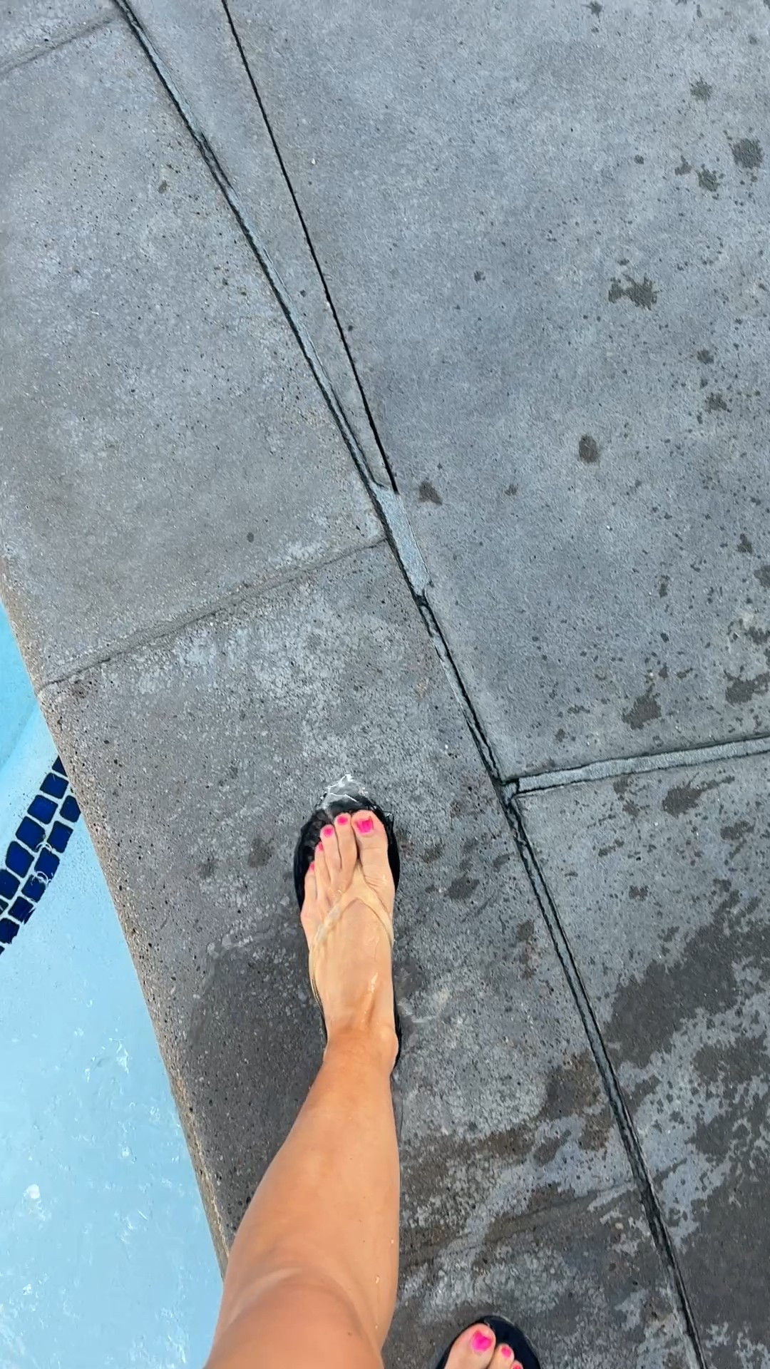 My fave flip flops 🩴 

#flipflops 

#LTKSeasonal #LTKSaleAlert