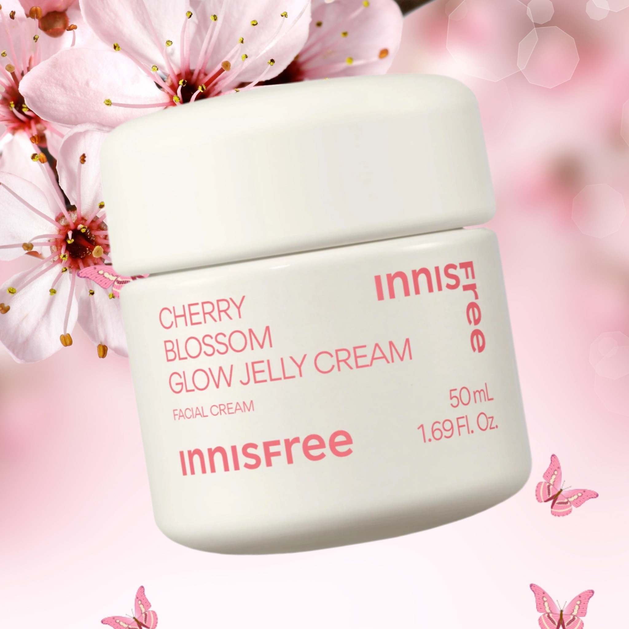 𝐎𝐧𝐞 𝐨𝐟 𝐦𝐲 𝐟𝐚𝐯𝐨𝐫𝐢𝐭𝐞 𝐩𝐫𝐨𝐝𝐮𝐜𝐭𝐬 𝐟𝐨𝐫 𝐠𝐥𝐚𝐬𝐬 𝐬𝐤𝐢𝐧🌸 𝐈𝐭’𝐬 𝐚 𝐥𝐢𝐠𝐡𝐭𝐰𝐞𝐢𝐠𝐡𝐭, 𝐡𝐲𝐝𝐫𝐚𝐭𝐢𝐧𝐠 𝐟𝐨𝐫𝐦𝐮𝐥𝐚 𝐭𝐡𝐚𝐭’𝐬 𝐩𝐚𝐜𝐤𝐞𝐝 𝐰𝐢𝐭𝐡 𝐜𝐡𝐞𝐫𝐫𝐲 𝐛𝐥𝐨𝐬𝐬𝐨𝐦 𝐞𝐱𝐭𝐫𝐚𝐜𝐭, 𝐦𝐚𝐤𝐢𝐧𝐠 𝐢𝐭 𝐩𝐞𝐫𝐟𝐞𝐜𝐭 𝐟𝐨𝐫 𝐛𝐫𝐢𝐠𝐡𝐭𝐞𝐧𝐢𝐧𝐠 𝐚𝐧𝐝 𝐦𝐨𝐢𝐬𝐭𝐮𝐫𝐢𝐳𝐢𝐧𝐠 𝐭𝐡𝐞 𝐬𝐤𝐢𝐧. 𝐓𝐫𝐲 𝐭𝐡𝐢𝐬 𝐟𝐨𝐫 𝐚 𝐝𝐞𝐰𝐲, 𝐫𝐚𝐝𝐢𝐚𝐧𝐭 𝐟𝐢𝐧𝐢𝐬𝐡!

#LTKBeauty #LTKgrwm #LTKdayinmylife