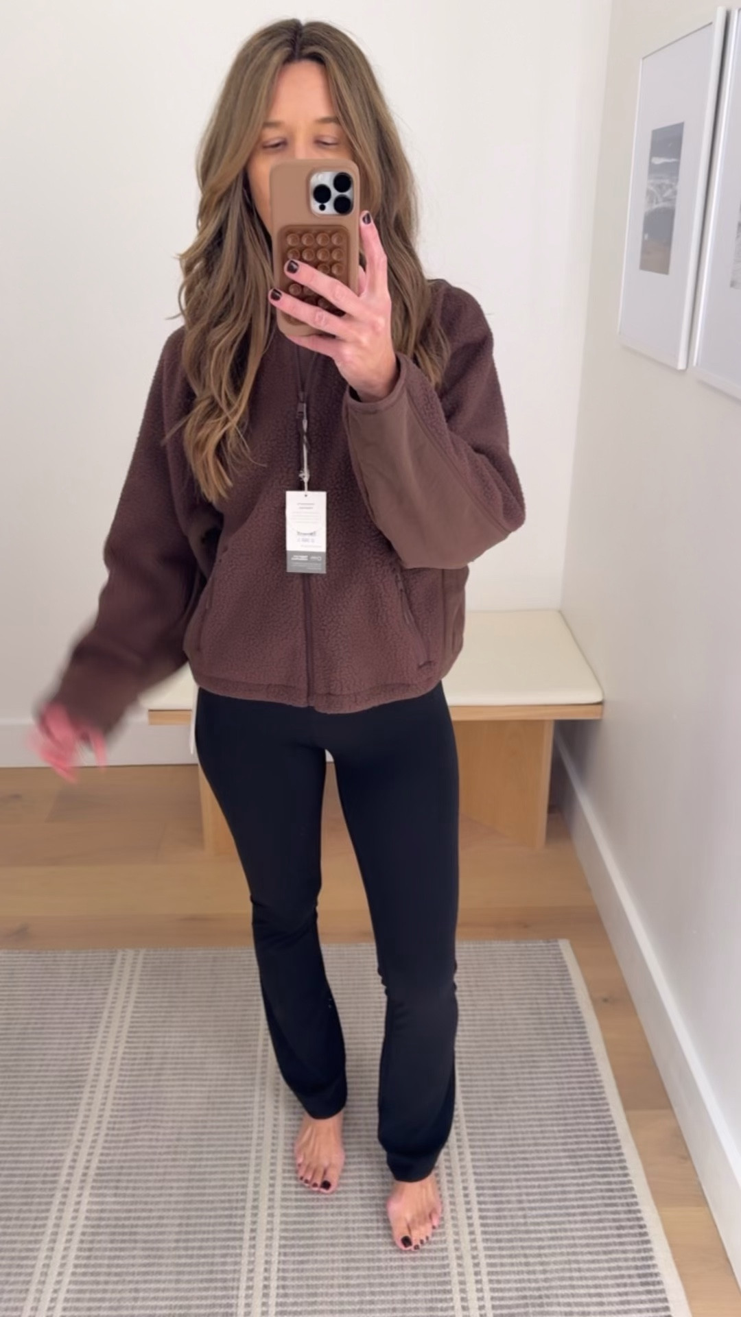 Sherpa jacket and leggings small
VUORI ❄️ Free Tote with $250 purchase! Loungewear, activewear, fall colors, jackets, flare leggings, sherpa, Christmas loungewear, holiday

#LTKSeasonal #LTKGiftGuide