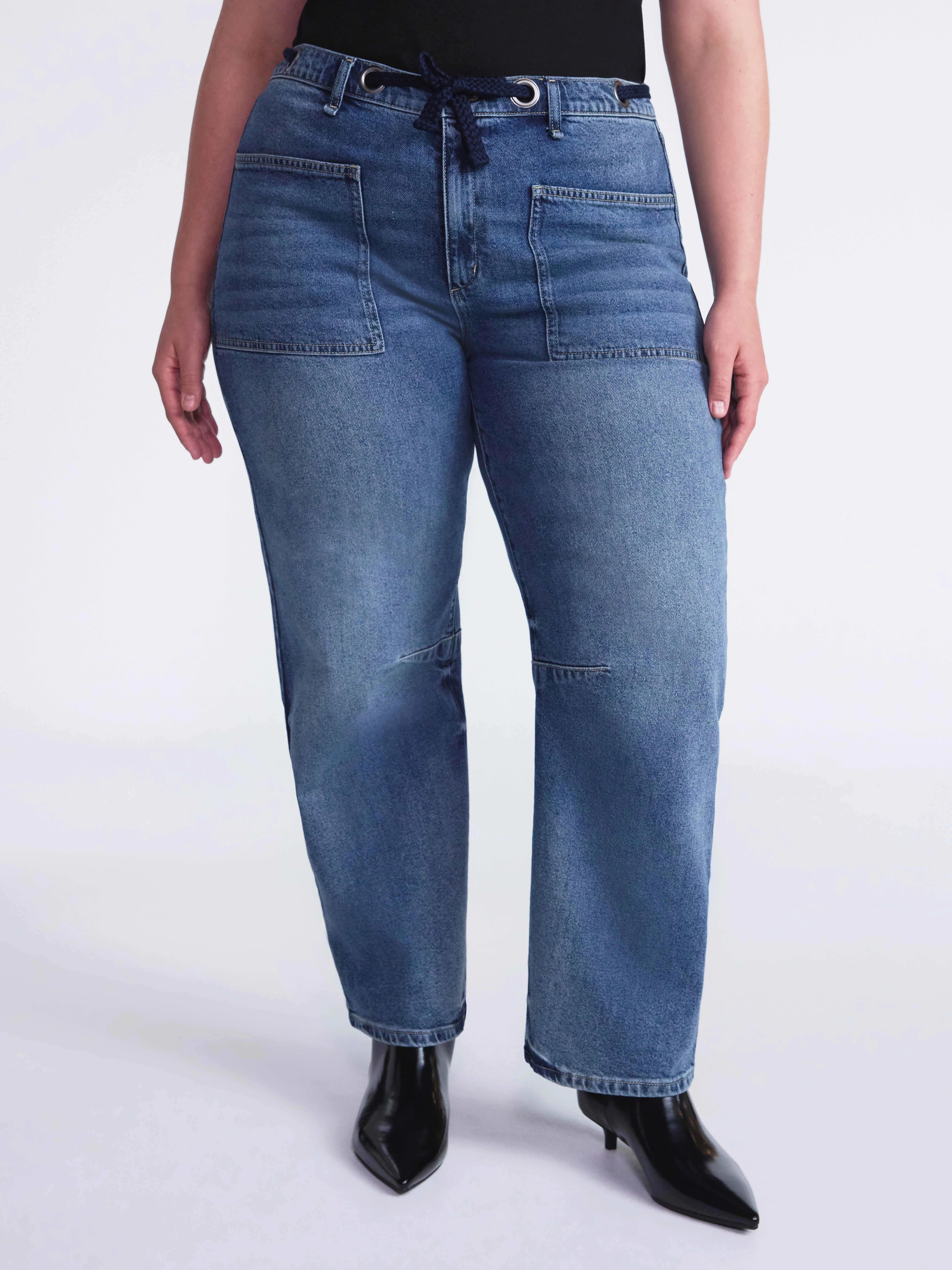 Scoop Women's and Women’s Plus High Rise Darted Barrel Jeans with Rope Belt, Sizes 0-26W | Walmart (US)