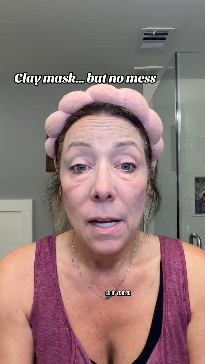 Dr. Leo volcano clay mask stick is a mess-free skincare option designed to help cleanse pores and simplify your masking routine. DR LEO OFFICIAL STORE PH #ClayMask #SkincareRoutine #PoreCare #EasySkincare #BeautyRoutine