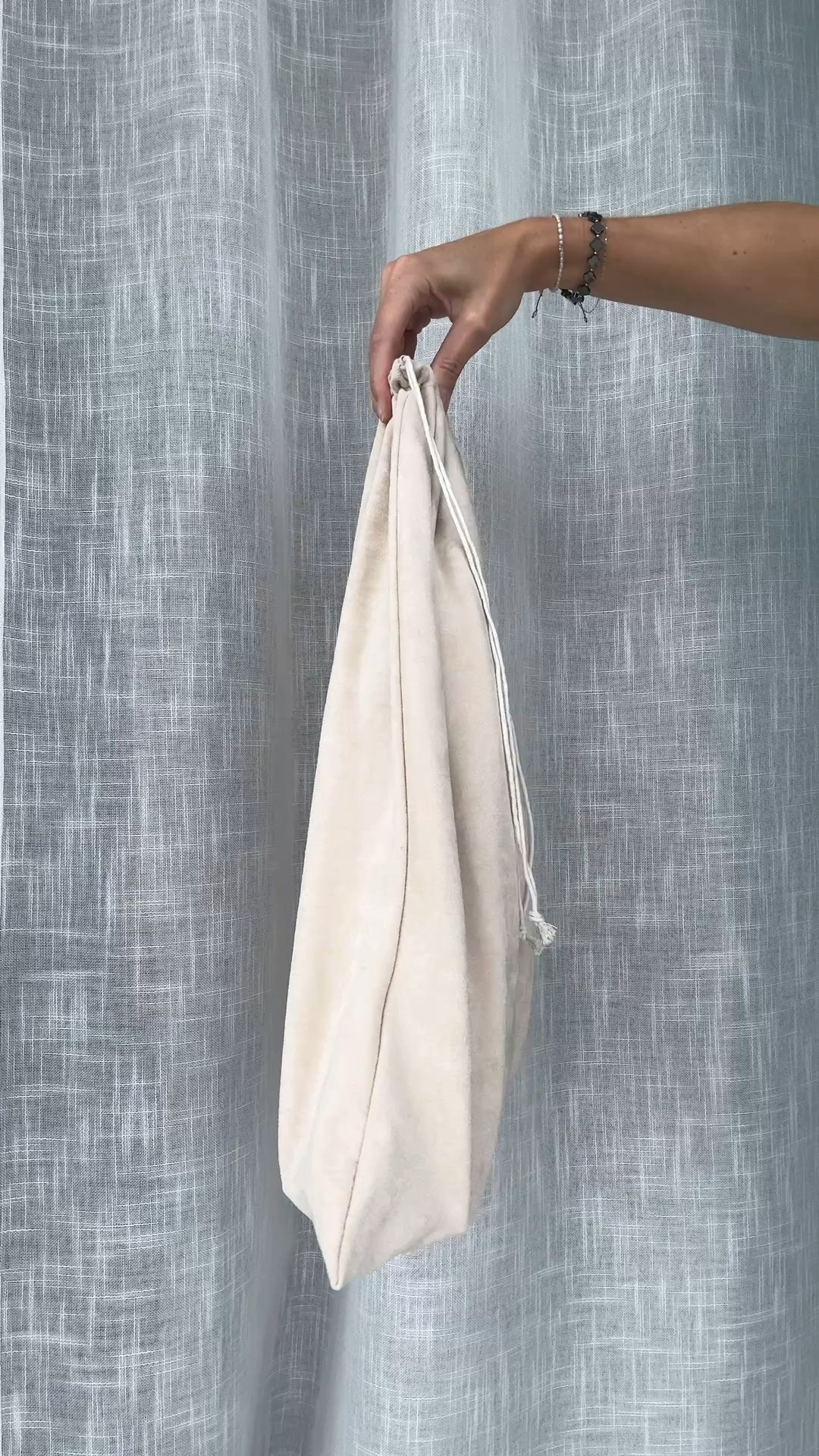 3 ways to style Butter Yellow 🧈🤍
which look is for you? 1, 2 or 3


Song: Bloom by Giulio Cercato


#LTKItBag #LTKStyleTip #LTKWorkwear