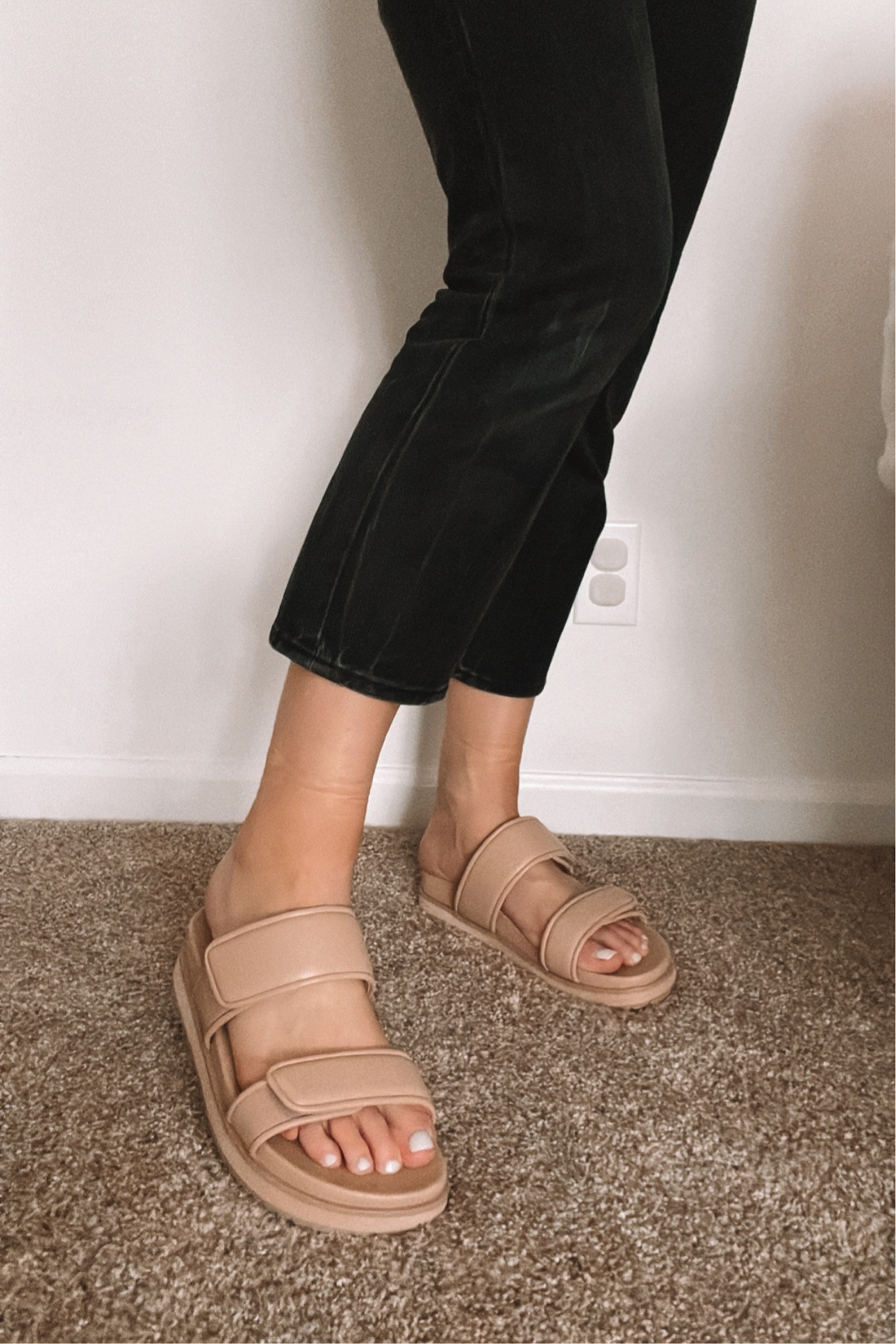 Loving these slide sandals for spring and summer! So comfortable and fit TTS. Spring style. Summer style. Slide sandals. Neutral sandals  

#LTKshoecrush #LTKstyletip #LTKFind