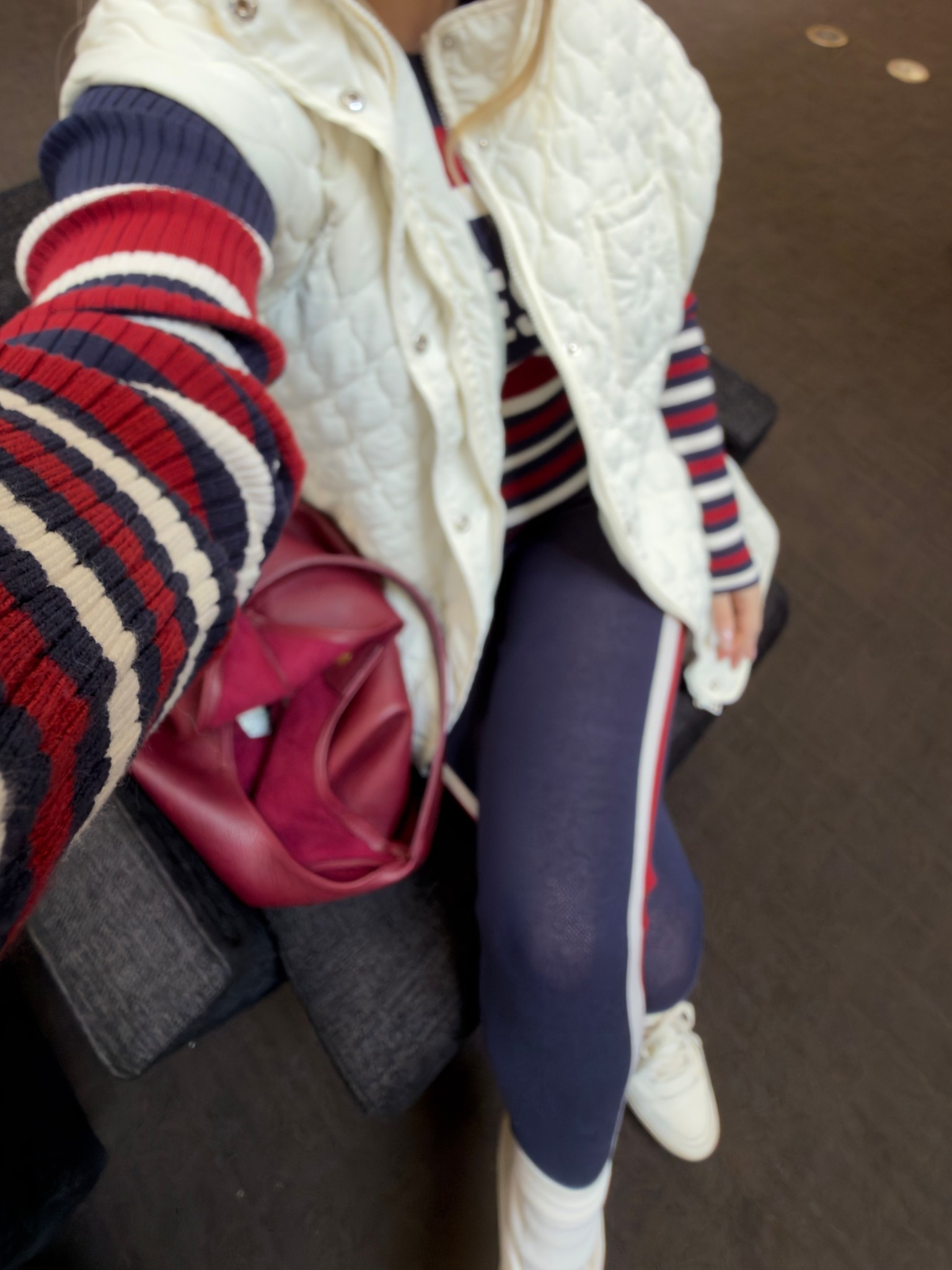 Fall ootd, ski outfit, vest, leggings, sweater, apres ski, show me your mumu, beach riot, Reebok 

#LTKootd