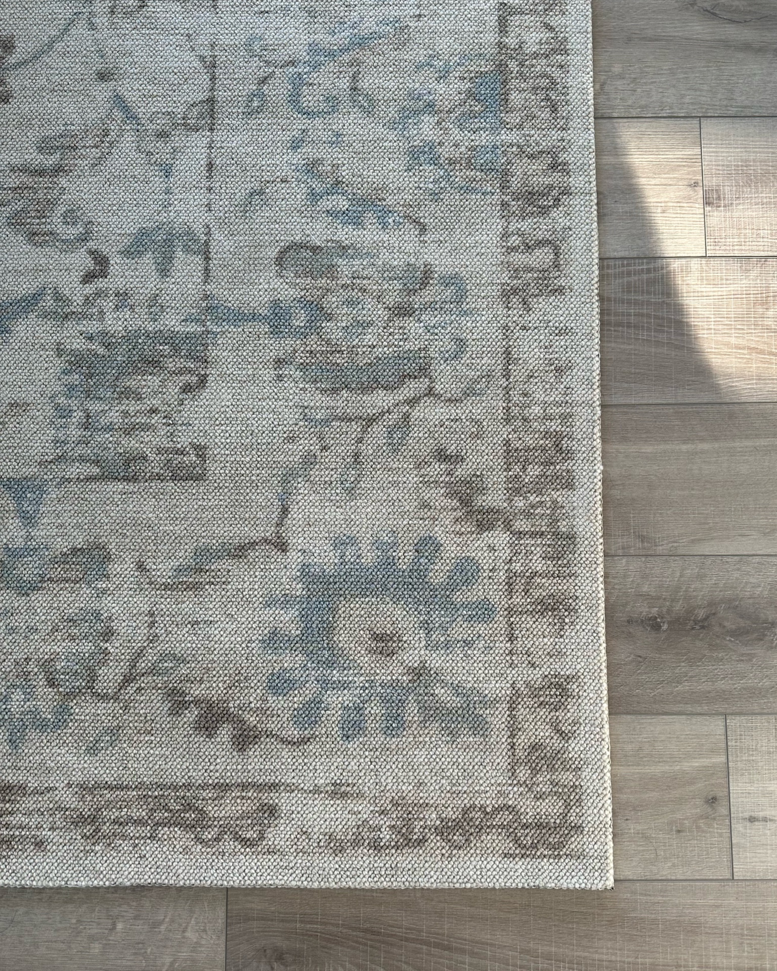 This Persian oriental area rug that we added into our bedroom is so good! It’s affordable too! 

Area rug, rug, Persian rug, oriental rug, home decor, bedroom, living room, home, Walmart, Wayfair, pottery barn

#LTKFind #LTKhome #LTKstyletip