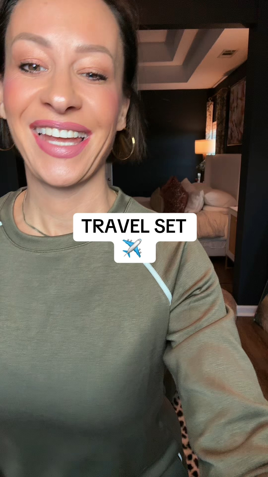 It’s giving cozy but make it classy.
This fitted long sleeve is soft, warm, and actually flattering — not boxy like most basics.
The kind of top that works for coffee runs, travel days, or layering up for fall 🍂

#FallFavorites #DailyOutfit #MinimalStyle #CapsuleWardrobe #AmazonFashion


#LTKHoliday #LTKOver40 #LTKSeasonal