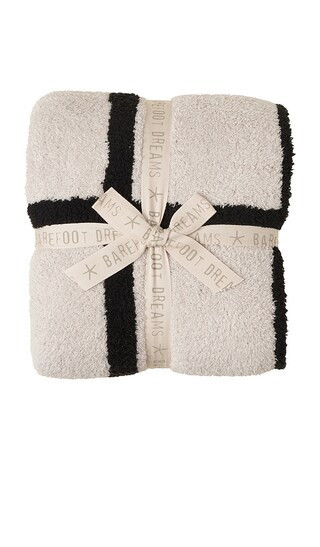 Barefoot Dreams CozyChic Grid Plaid Throw in Black,White. | Revolve Clothing (Global)