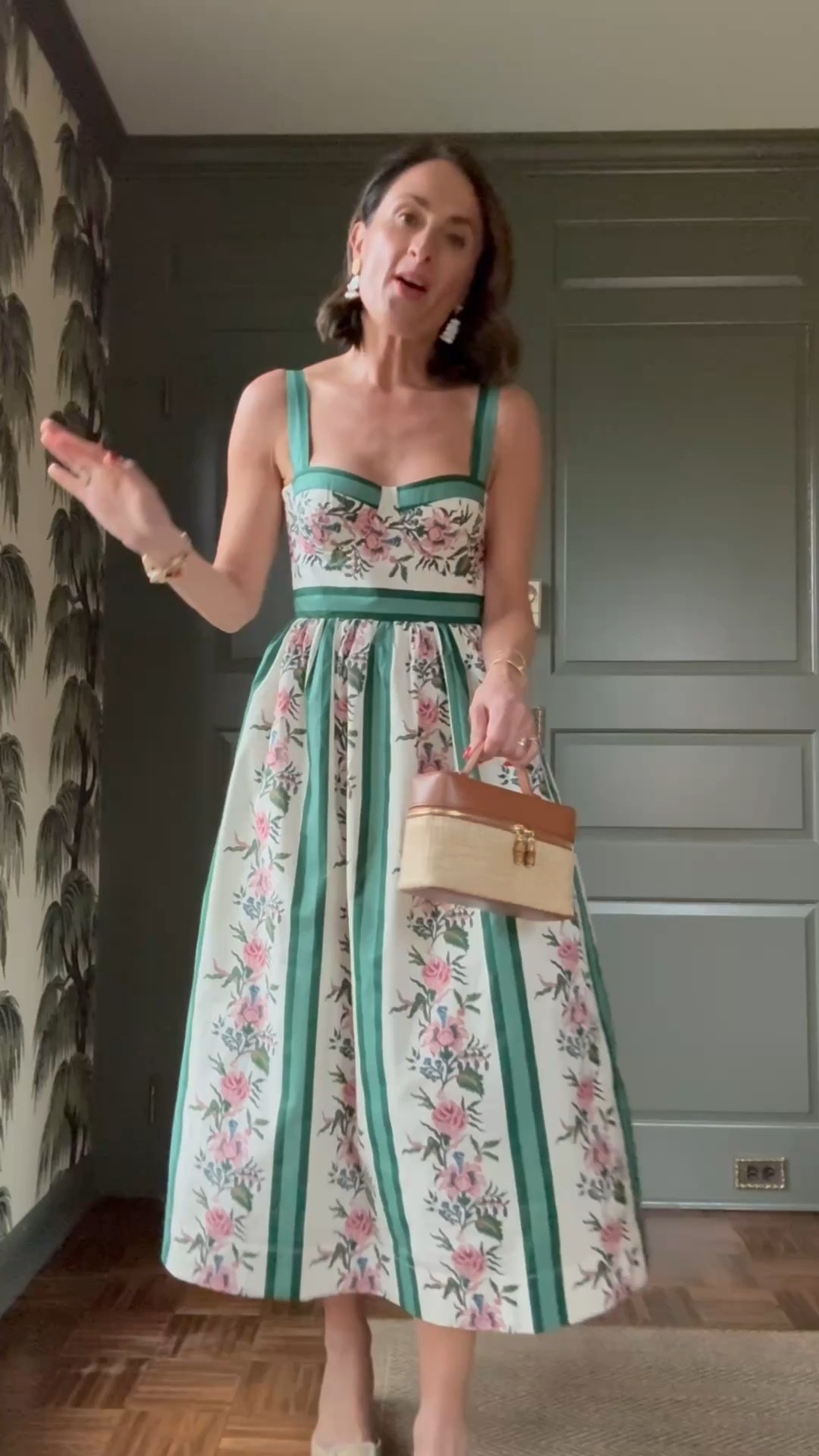 Two dresses that I'm loving from @tuckernuck. They are so pretty, comfortable and flattering. I matched them with @tuckernuck earrings and bag.#tuckernuckpartner