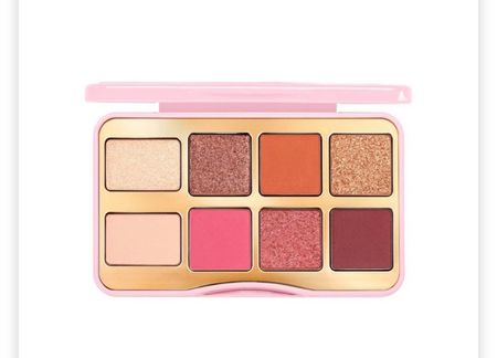 Favorite compact eyeshadow pallete that POPS!

#LTKGiftGuide #LTKunder100 #LTKitbag