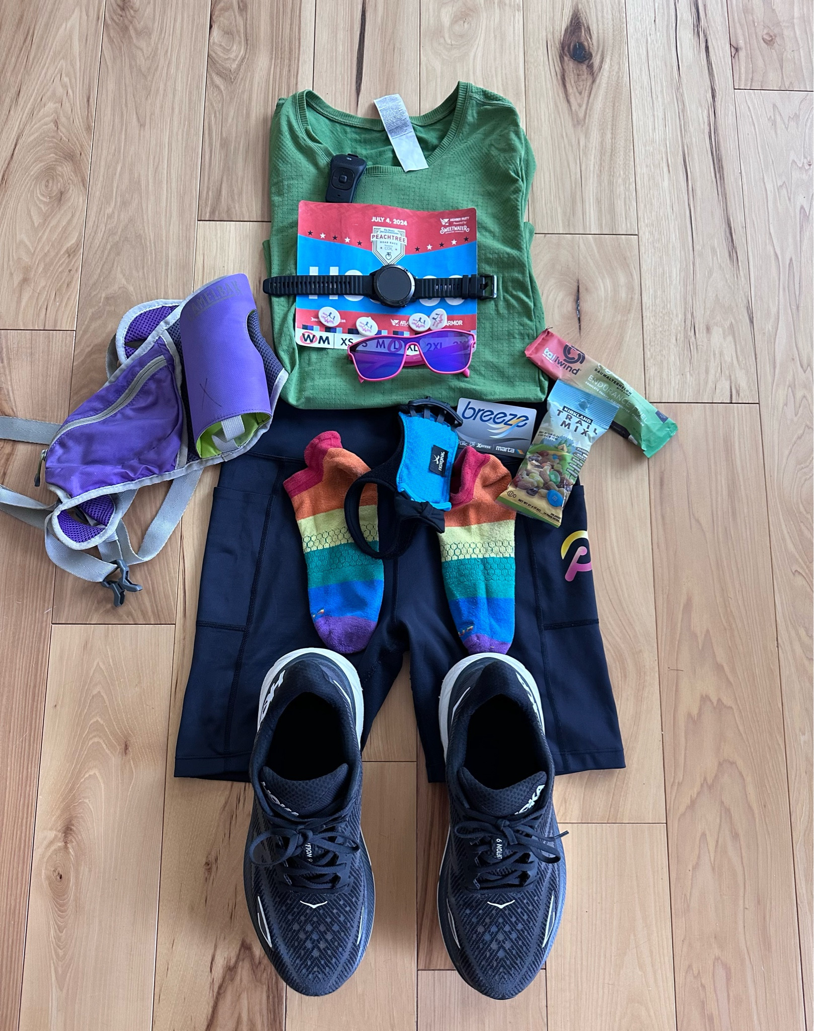Mom ✅
Wife ✅
Runner ✅
‌
Tomorrow I’ll join 50k+ people at the biggest 10k in the world! It’s going to be an absolute party on the pavement! It’s also going to be a scorcher and I plan to stay cool in this gear!

#LTKActive #LTKFitness