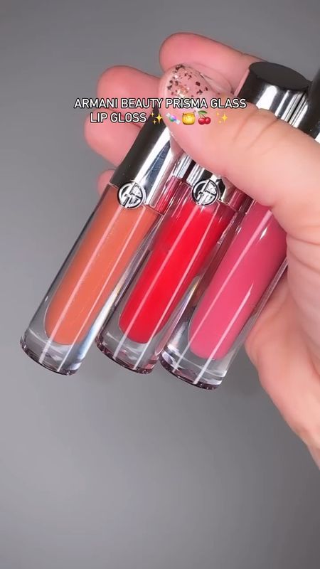 New Armani Prisma Glass Lip Gloss giving you hours of hydration and high-shine prismatic finish for fuller looking lips 😍. probably some of the prettiest glosses l’ve ever used ❣️ @armanibeauty @sephora #armanibeauties #giftedbyarmani 

#glossylips #viralmakeup #lipswatches #springmakeup