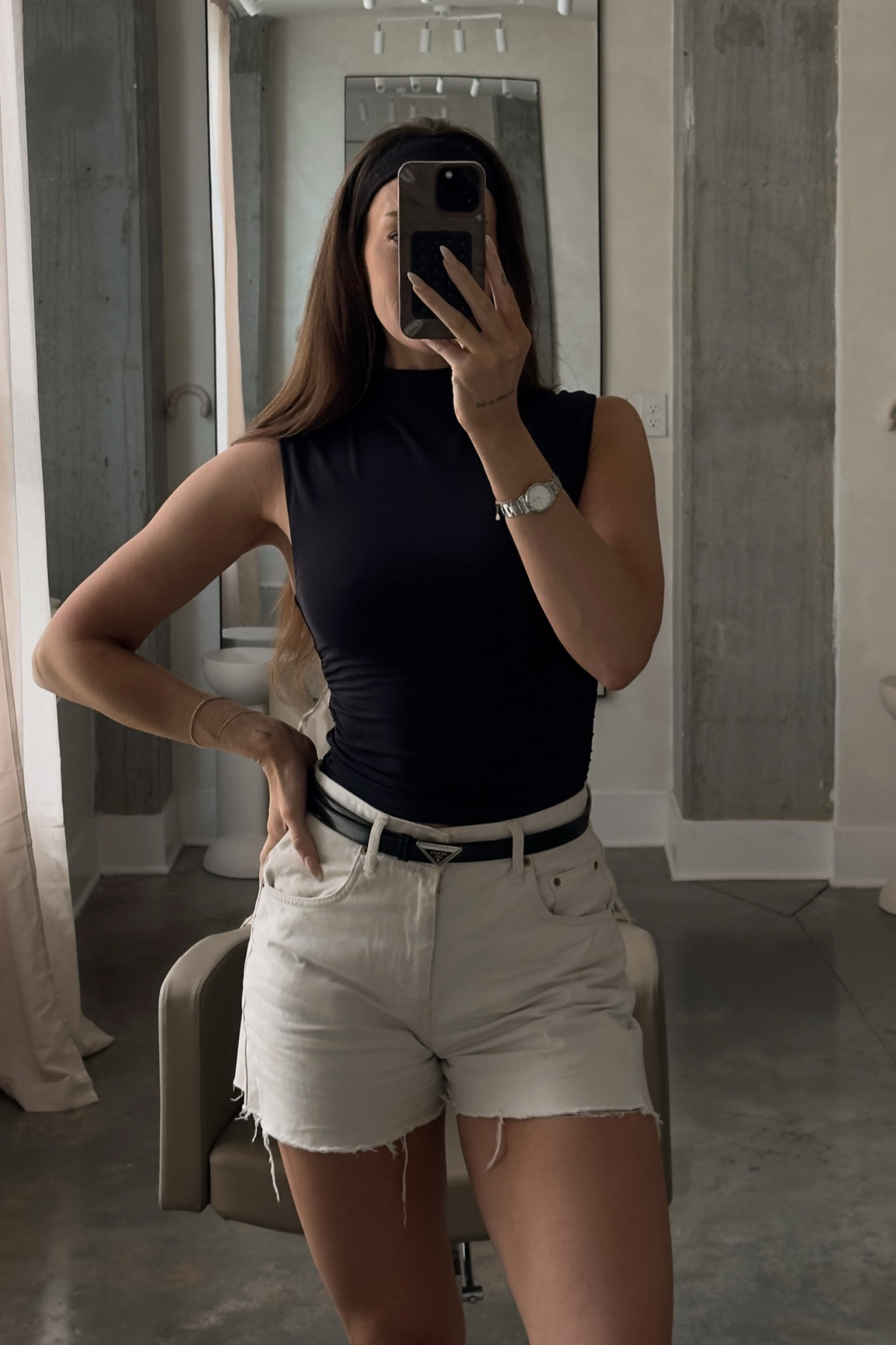 Basics 🖤

#LTKBeauty #LTKSummerEdit #LTKStyleTip