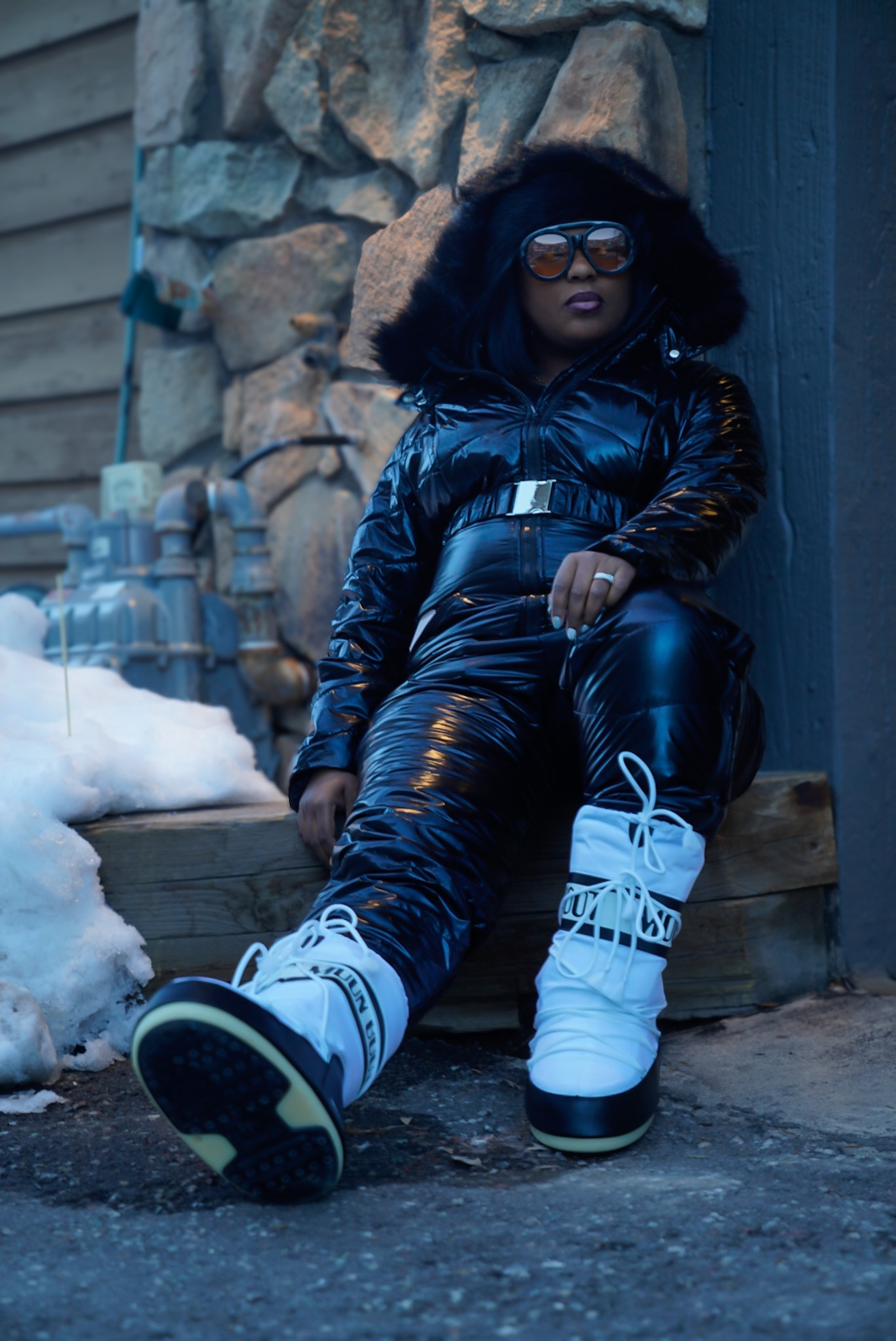 Aspen Ski Outfit and Moon boots

#LTKSeasonal #LTKStyleTip #LTKHoliday