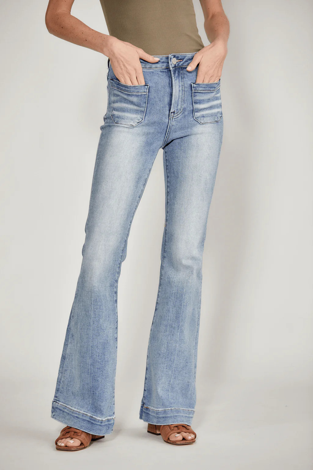 Risen Sedona Light Wash Patch Pocket Jeans | Social Threads