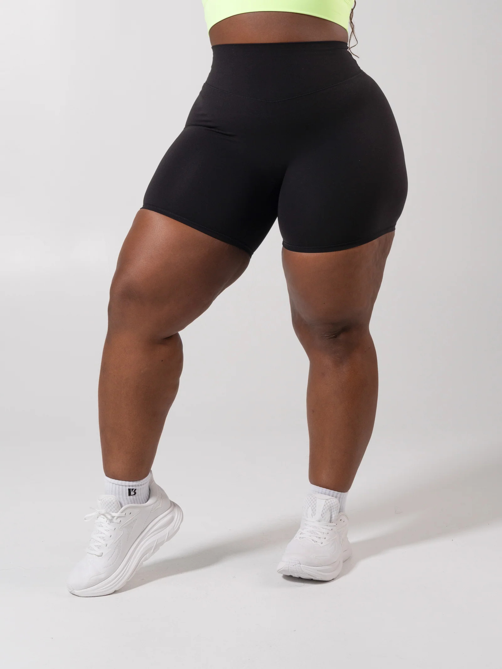 Micro Legacy Short 6" - Pineapple | Buffbunny Collection