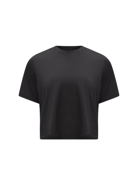 Ultralight Waist-Length T-Shirt | Women's Short Sleeve Shirts & Tee's | lululemon | Lululemon (US)