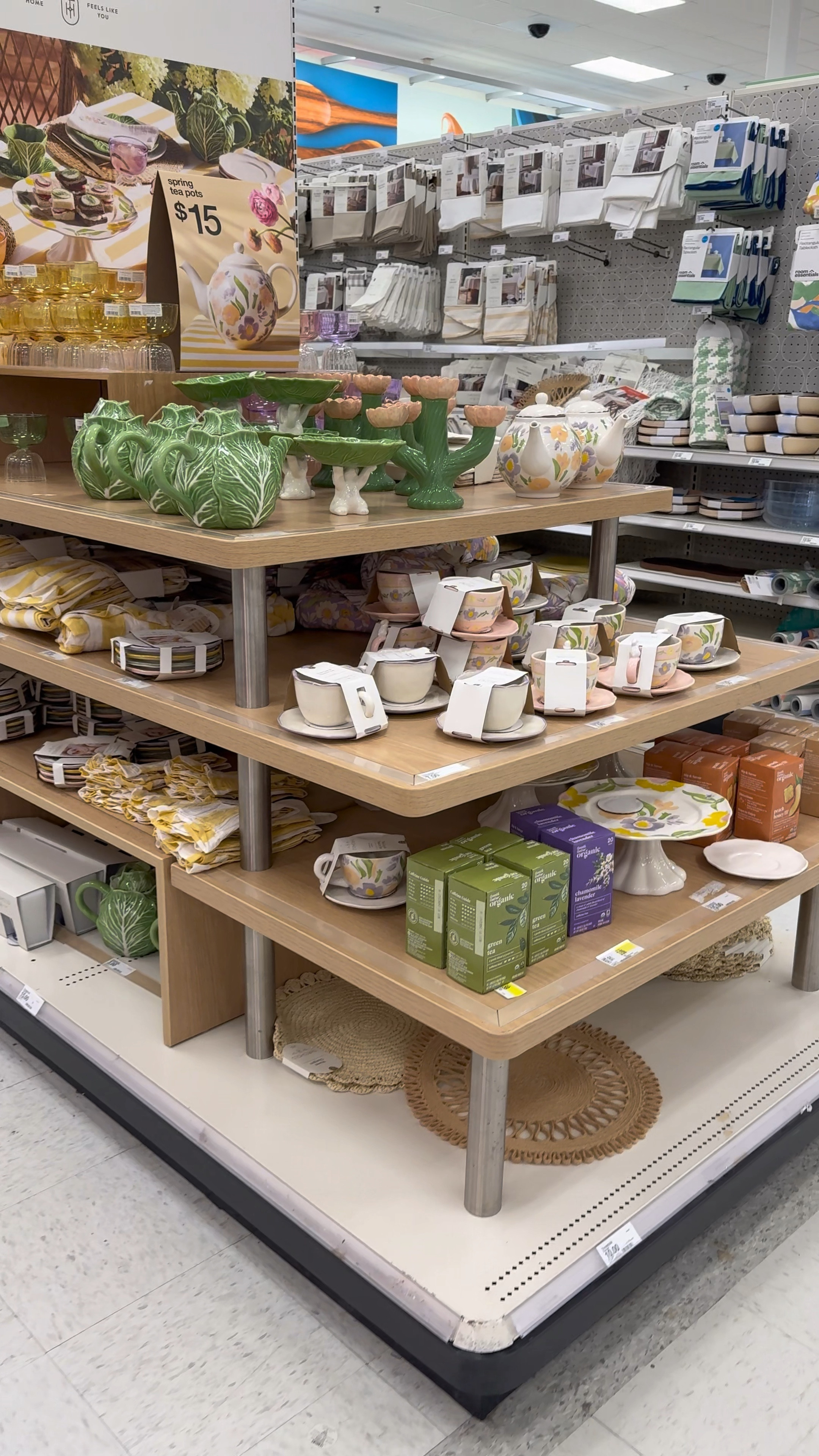 Target’s new spring collection is soooo. Ute 

#LTKSeasonal #LTKHome #LTKWatchNow