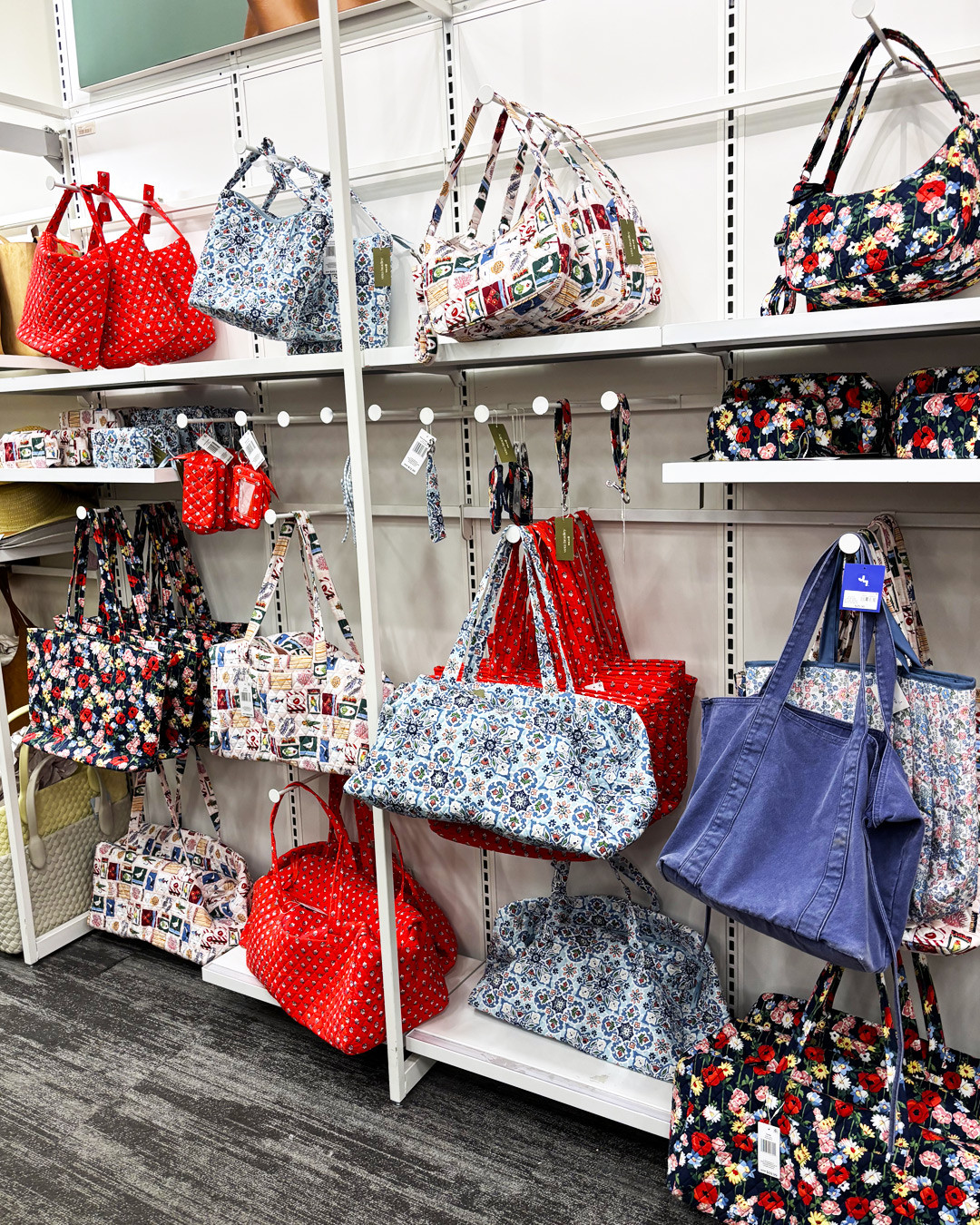 Vera Bradley collection is now at Target! 😍 A variety of bags, cardholders, mini bag charms
#verabradley #targetdeals 

 #LTKBeauty #LTKTravel