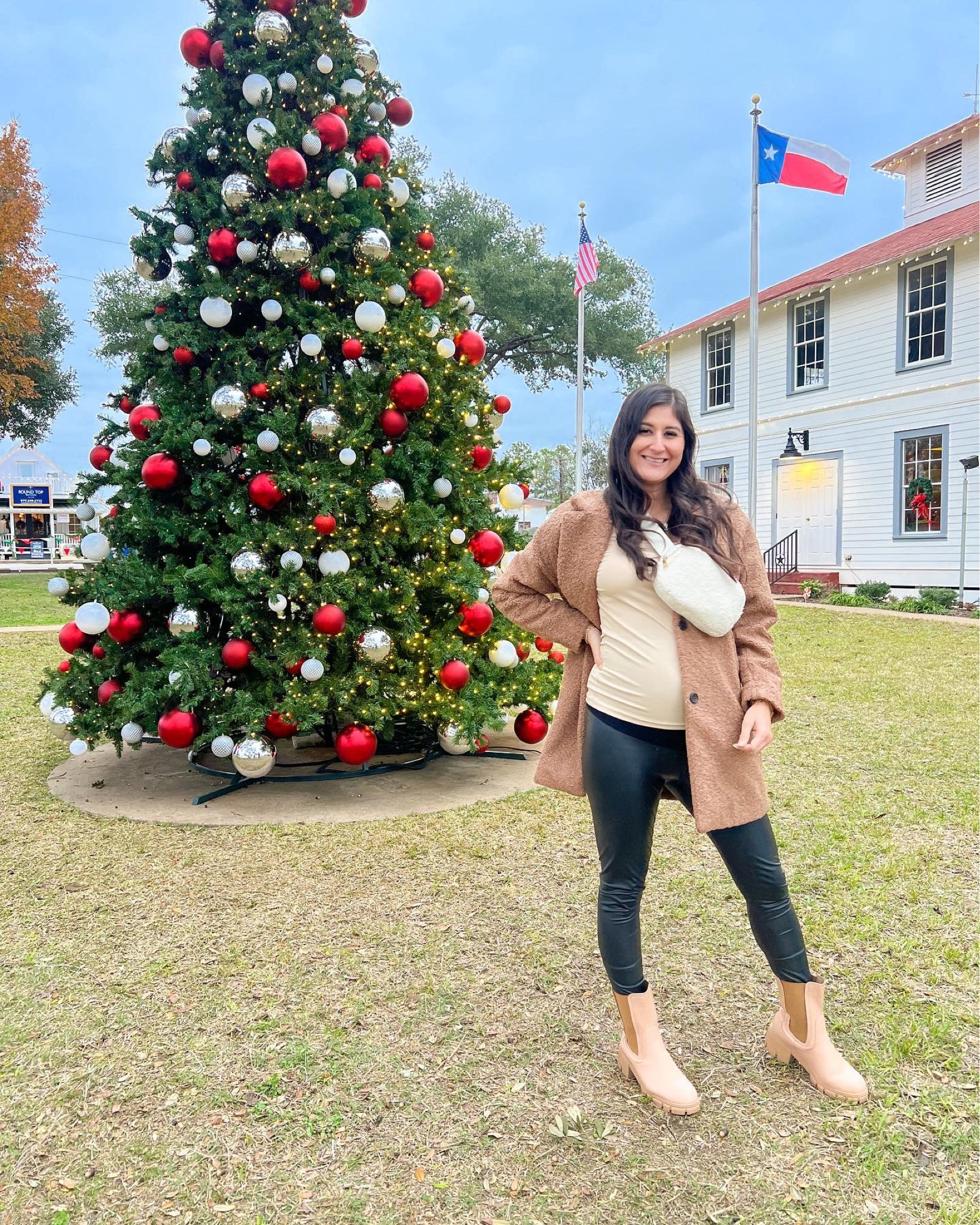 Maternity leggings. Bump style 

#LTKbump #LTKSeasonal #LTKunder50