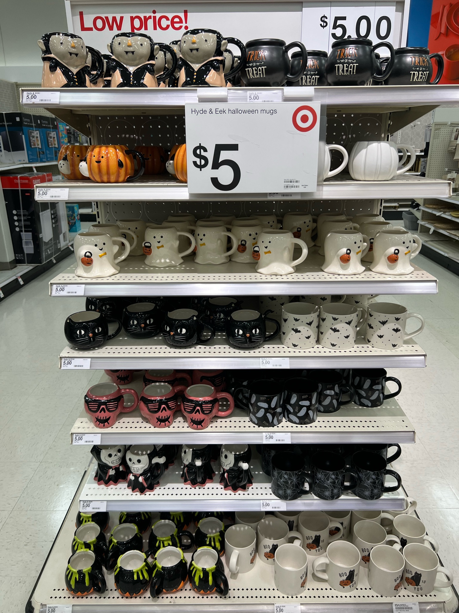 Cutie Halloween mugs for $5 @ Target 

#LTKautumn #LTKcasa
