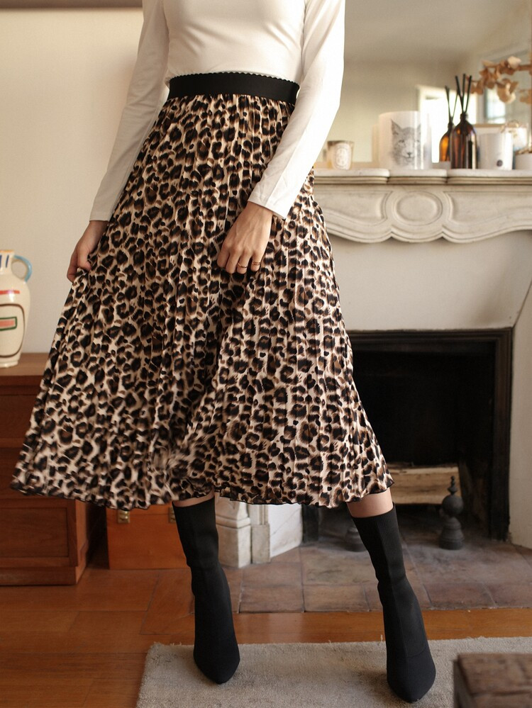 SHEIN Frenchy Leopard Print Pleated Skirt | SHEIN