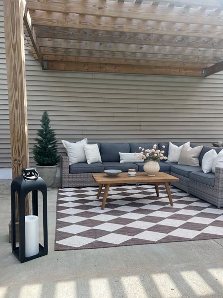 Outdoor patio decor

Target lanterns
Target outdoor rug
Outdoor sectional 

#LTKHome #LTKSeasonal #LTKSaleAlert