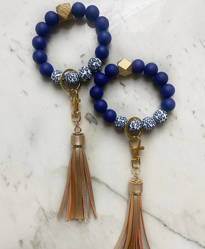 Cheetah Sister Wristband Keychain | Lanyard Lovebirds