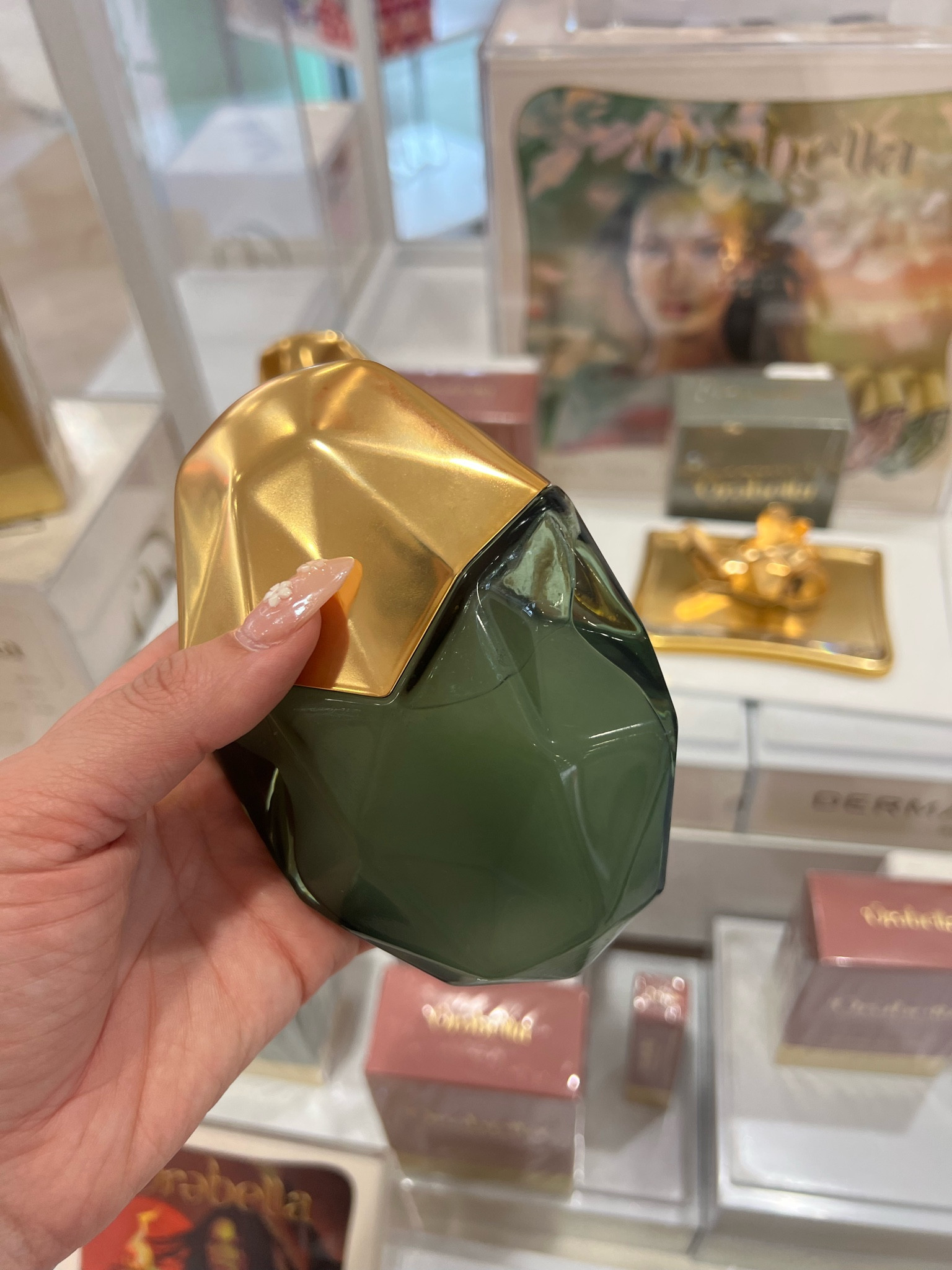 Ulta Beauty Finds! I loved the new Bella Hadid perfume In the sent Salted Muse…. I also grabbed some Beauty Counter liquid eyeshadow in the shade Sepia. MAC Cosmetics lipstick in the shade Thanks It’s Mac and NYX lipgloss is the shade Creme Brûlée!



Ulta Beauty 
Summer 
Gifts for her 
Wedding prep


#LTKGiftGuide #LTKTravel #LTKBeauty