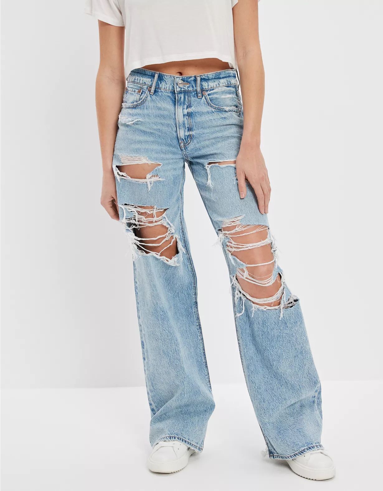 AE Dreamy Drape Ripped Super High-Waisted Baggy Wide-Leg Jean | American Eagle Outfitters (US & CA)