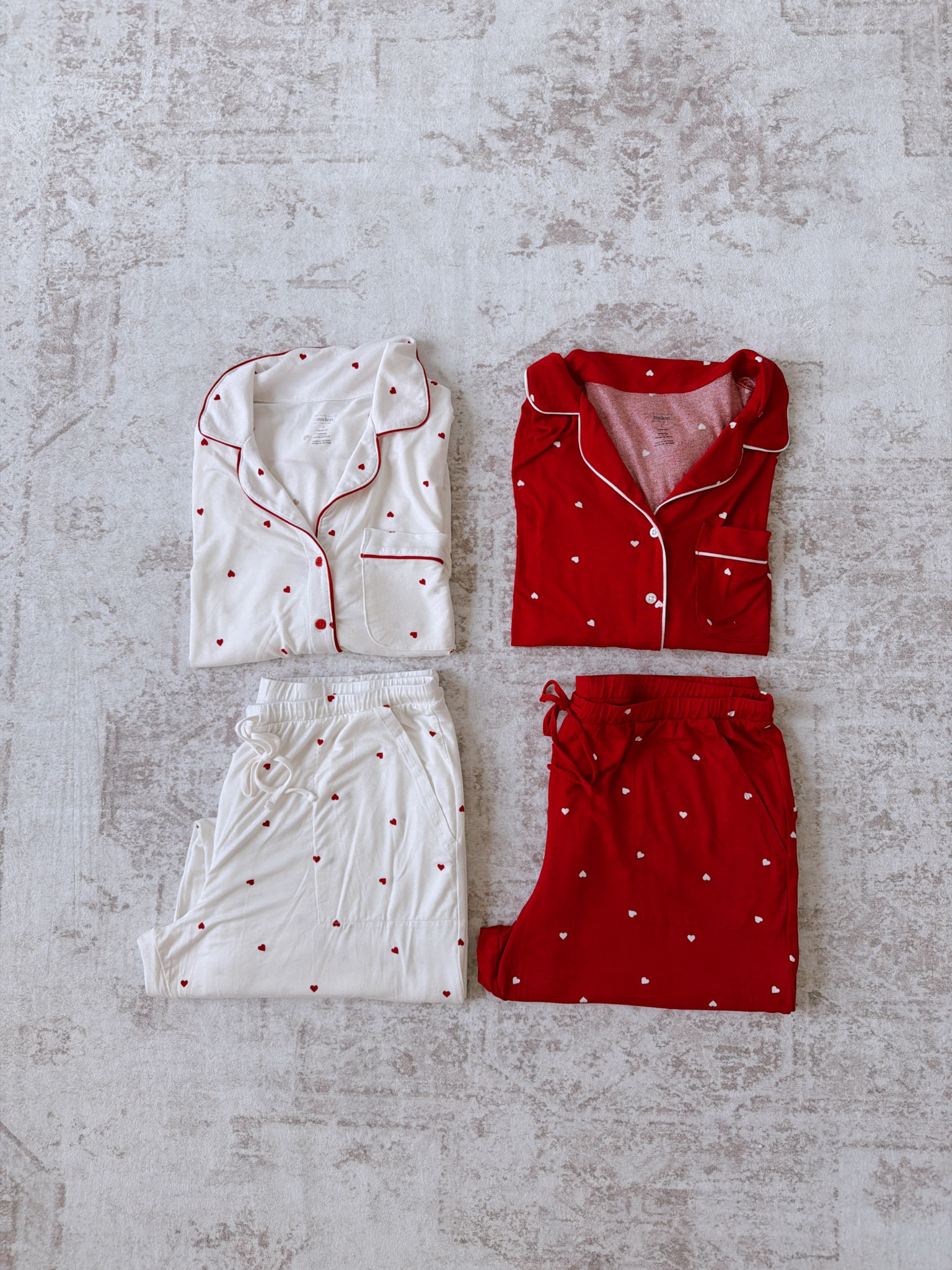 The softest cloud knit pajamas WITH pockets.. these go in and out of stock quick!! so grab your size while its available! I wear a large 

 #LTKootd #LTKmomlife #LTKMidsize