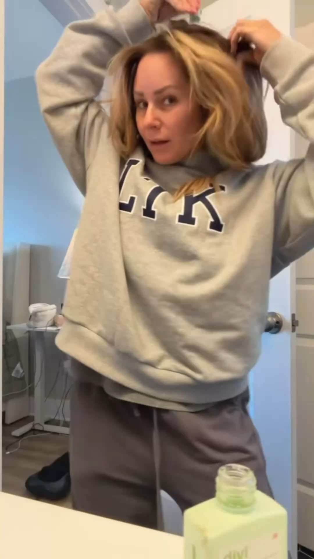 Raise your hand if you’re speed cleaning today to make up for the “day off” you had yesterday 🙋🏼‍♀️😂

So while I tackled the house… I figured I might as well do a little at-home hair treatment too. Multitasking = motherhood.

Honestly though, this has made SUCH a difference in my hair lately. Softer, shinier, healthier-looking, and takes basically no extra effort.

Because if I’m cleaning anyway… I might as well leave with good hair too!

#LTKgrwm #LTKmomlife #LTKselfcare