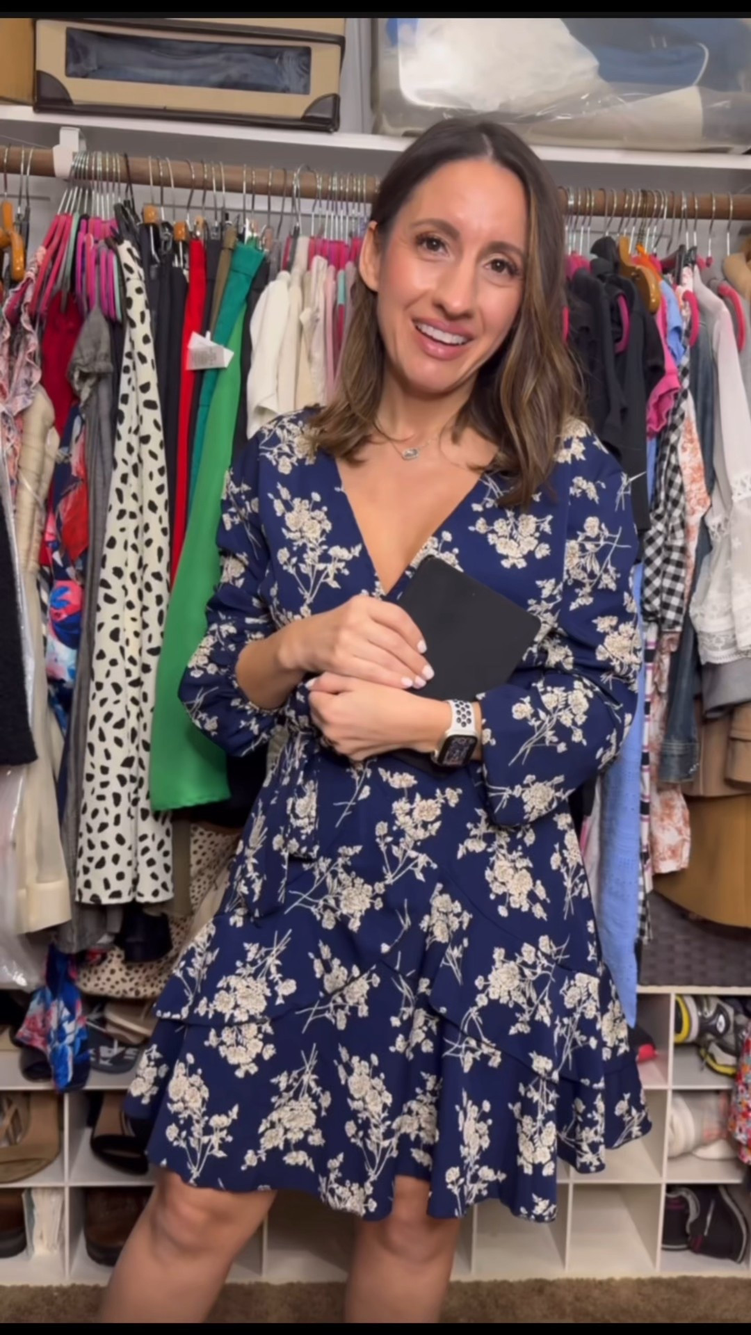 Weekend Read Romance 💘 Edition + the cutest floral dress to go with a good dark romance. 
Floral dress runs tts. 
Kindle Paper White is the best. It helps me to read lots of books without adding extra clutter to my home. 
This is the Edge Of Darkness series. It’s a 4 star read for me and so good. 
Petite style 
Petite outfit 
Book recs 

#LTKstorytime #LTKFindsUnder50 #LTKPetite