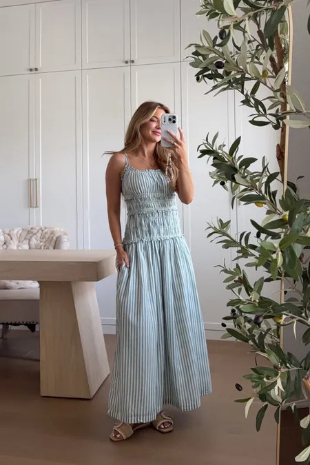 wearing xs regular 

summer dresses, summer outfits, vacation outfits beach, abercrombie, michele jaliene 

 #LTKootd