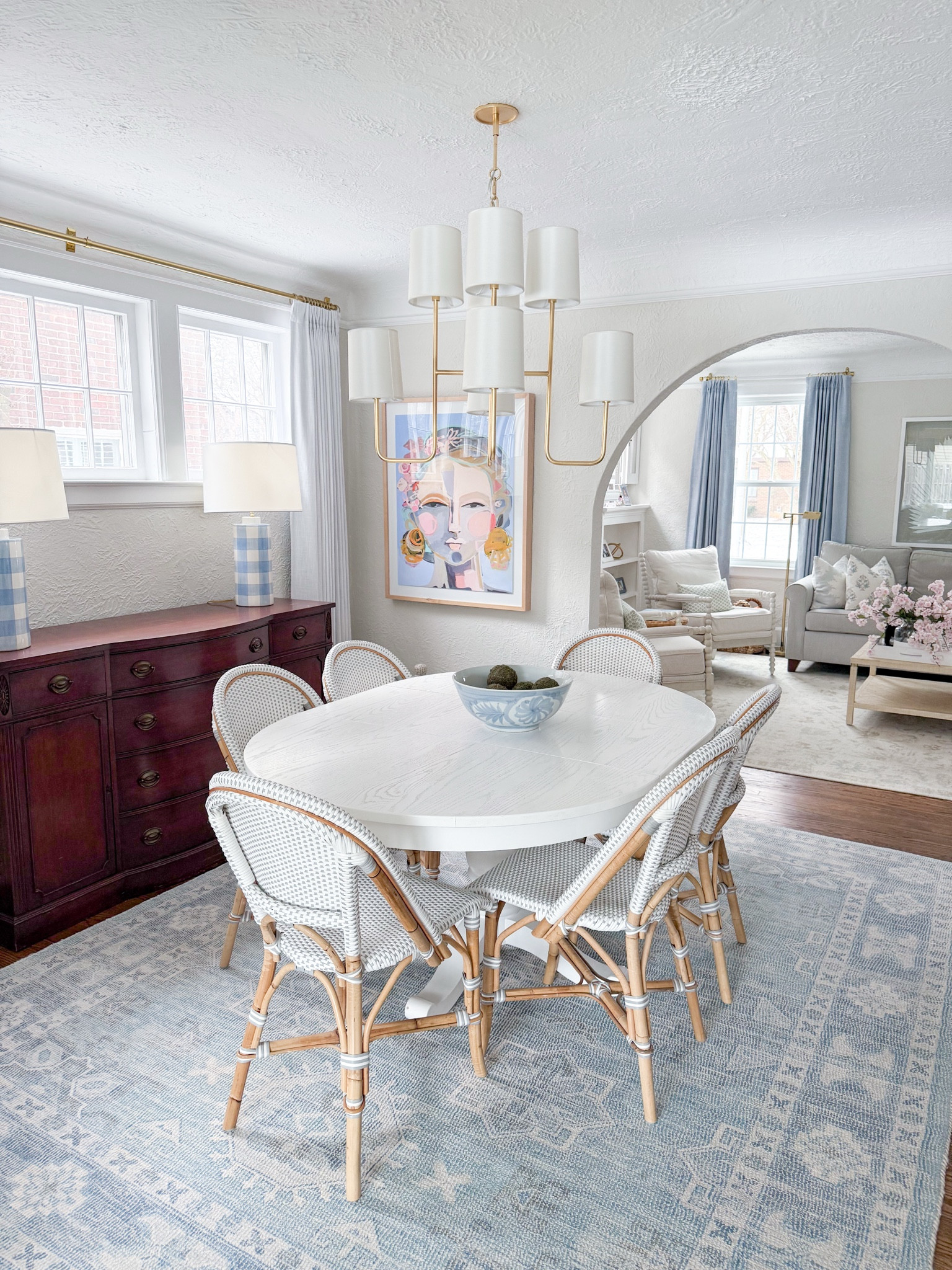 Still have a few things I want to do in our dining room but I love how it’s coming together 💙

#LTKFindsUnder100 #LTKHome