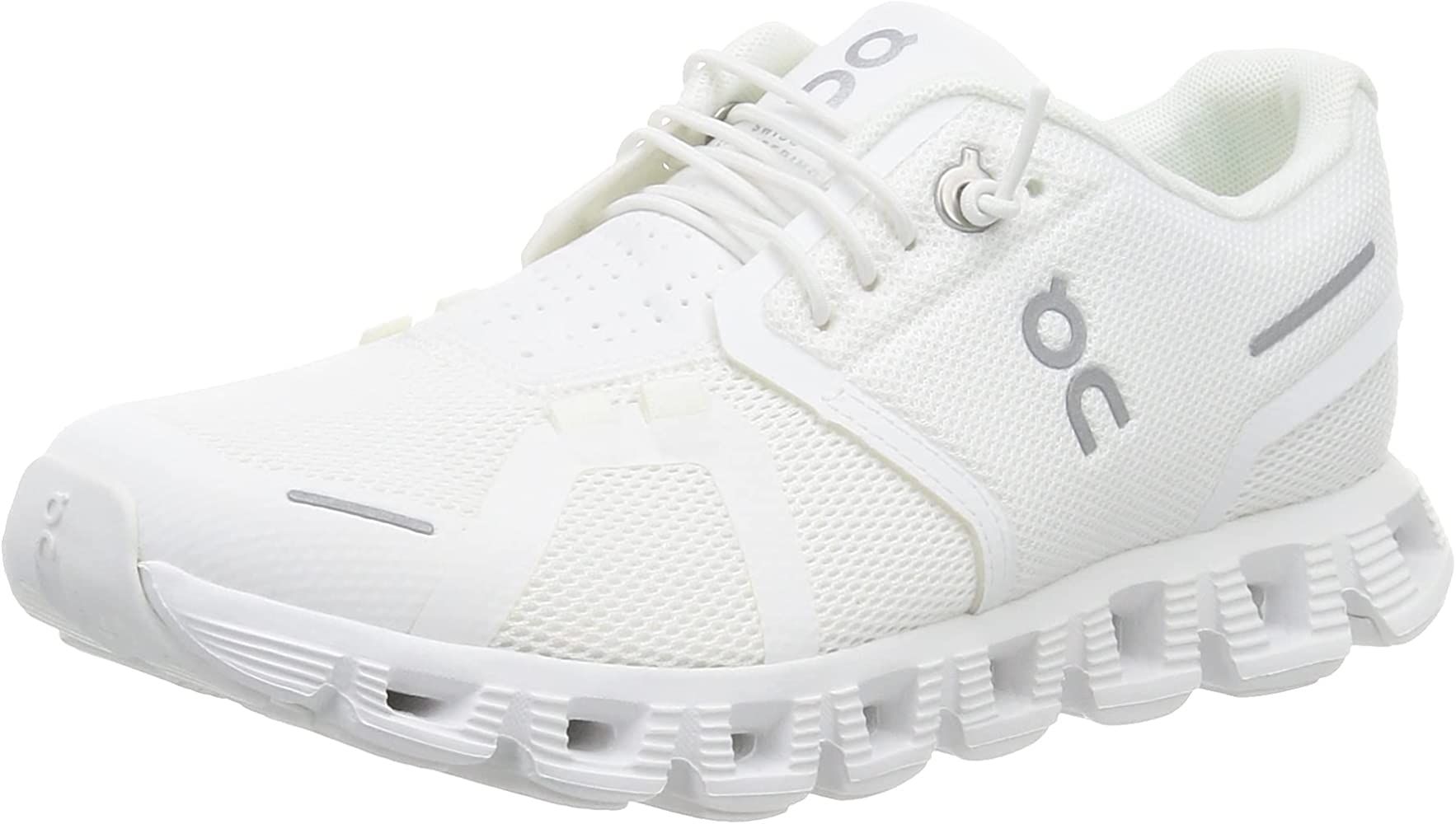 ON Women's Cloud 5 Sneakers | Amazon (US)