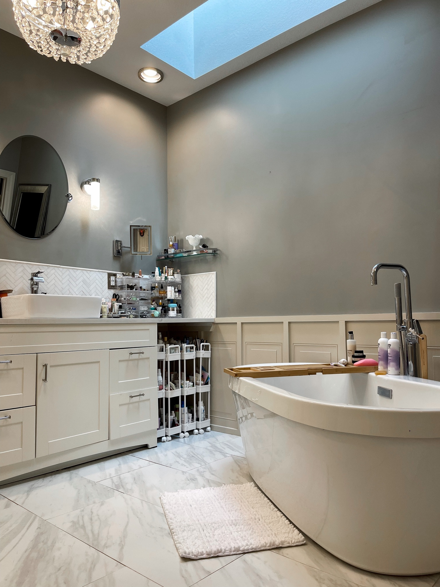 Bathroom is finally done, unpacked, & organized! Linking some of my amazon bathroom finds. #amazonhome #amazonfinds #amazondeals

#LTKunder100 #LTKhome #LTKunder50