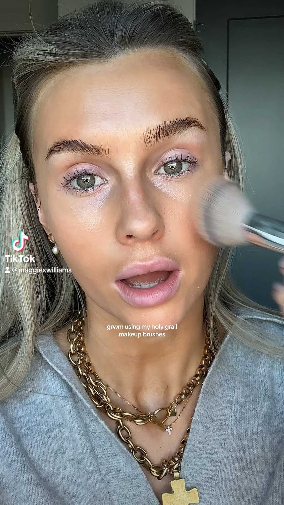 All
My must have brushes linked here!