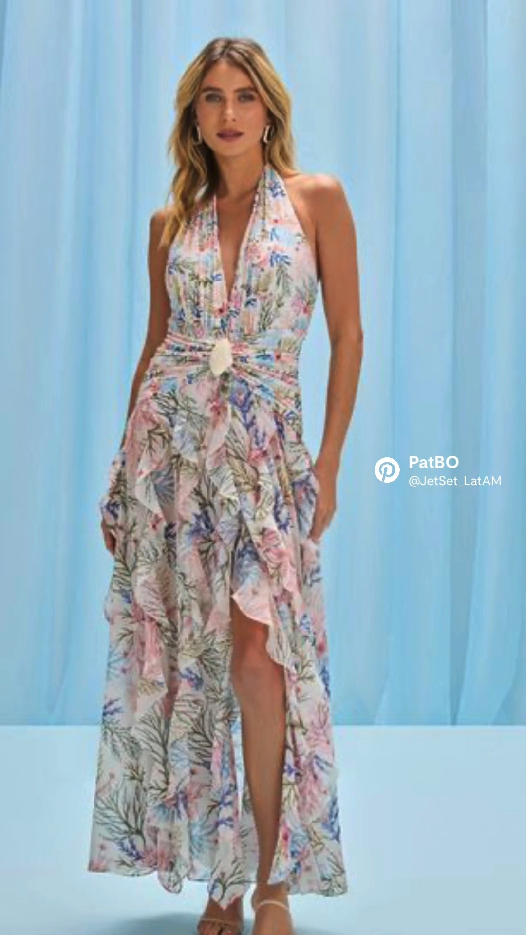 PatBO Seaweed Plunge Beach Dress – Pastel Ruffle Resortwear Elegance | Jet Set LatAM

The PatBO Seaweed Plunge Beach Dress blends Brazilian resort glamour with airy pastels, soft ruffles, and a flowing high-low silhouette. Perfect for warm-weather escapes, beach destinations, and luxury resort style. Curated by Jet Set LatAM.

#LTKHoliday #LTKBeauty #LTKTravel