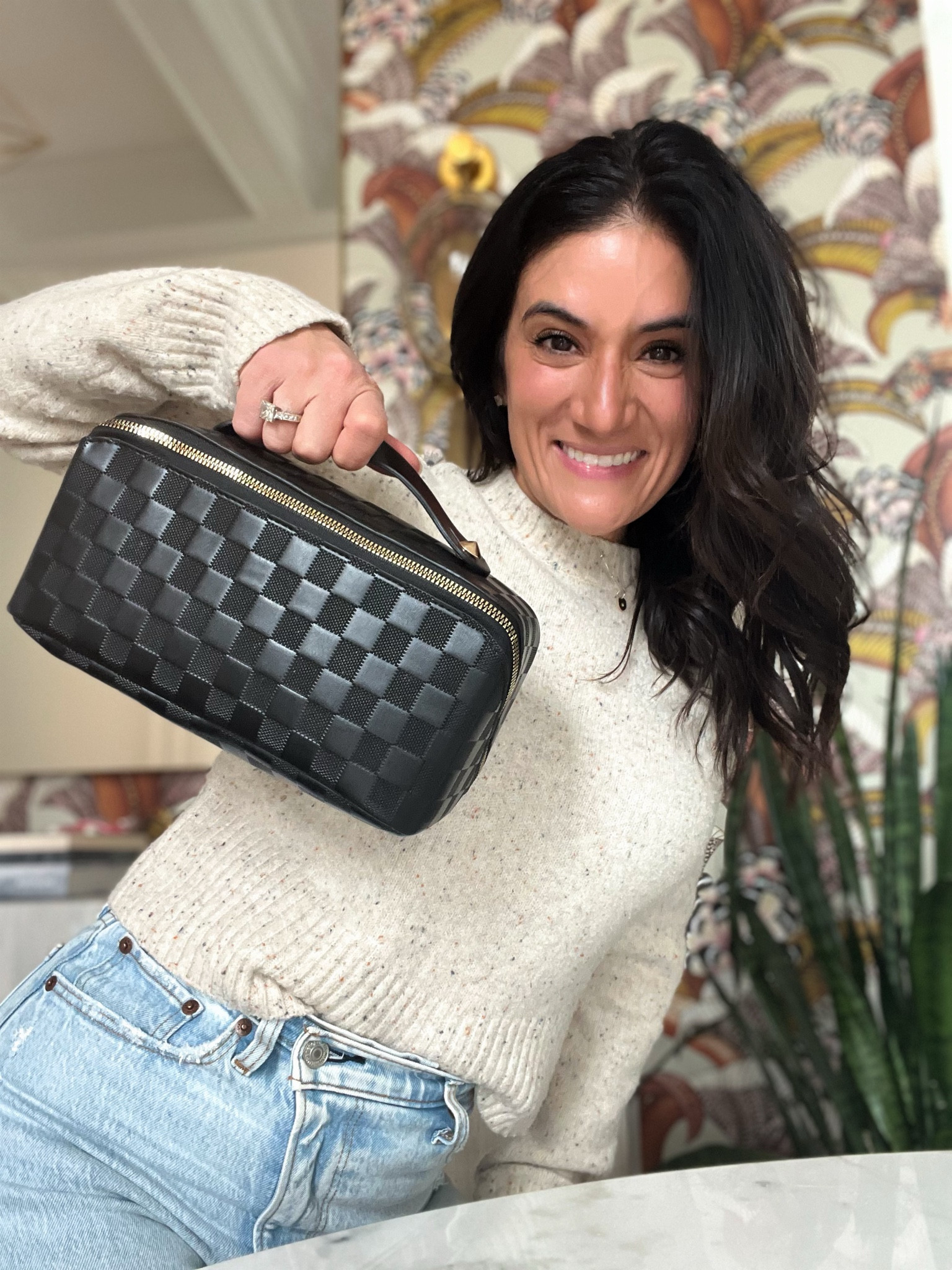 The makeup bag you don’t know you needed!! 

#amazonfind #travelaccessories #makeup

#LTKfindsunder50 #LTKtravel #LTKitbag