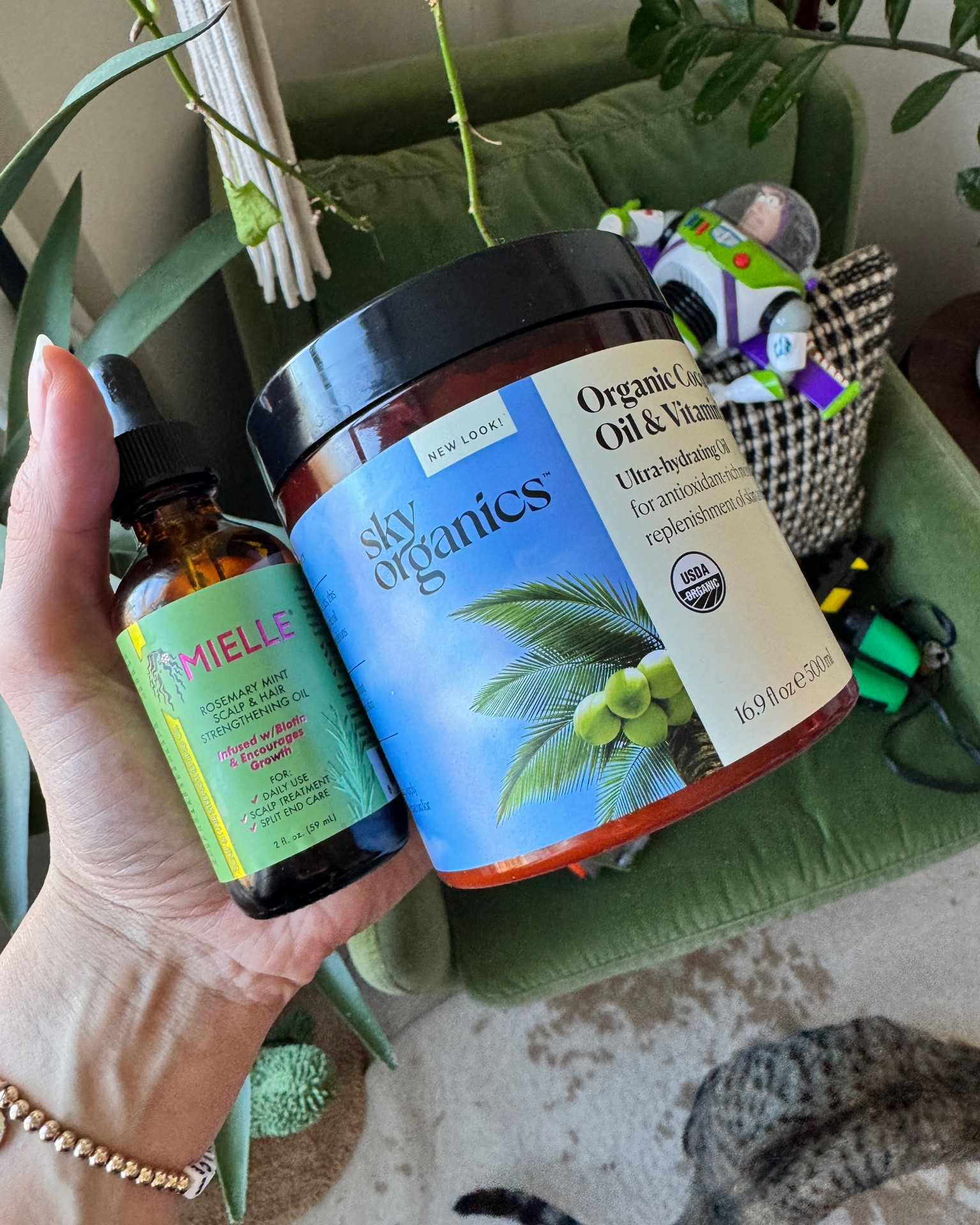 Two products you should use every week for healthier hair and scalp. 

Once a week coat your strands from the midshaft down, with coconut oil and let it soak in. On your scalp, you’re going to want to layer on rosemary oil and let that soak as well. I try to leave it on my hair for at least 30 minutes before doing my wash day. Thank me later!

#curlyhair #weeklyhairtreatment

#LTKFindsUnder50 #LTKBeauty