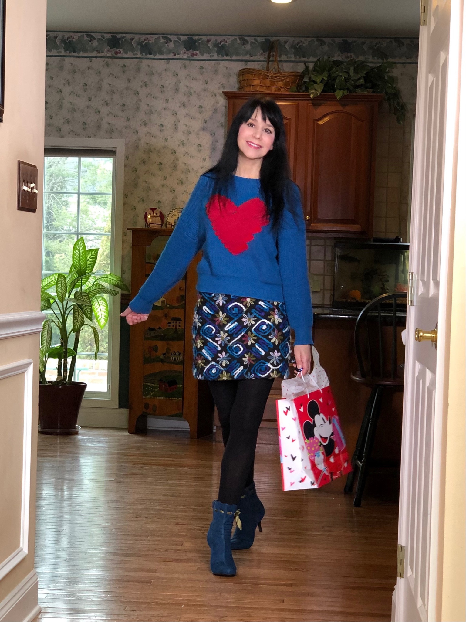 Happy Valentine’s Week!
Going with a different color scheme to start out this week of celebrating love and kindness!

