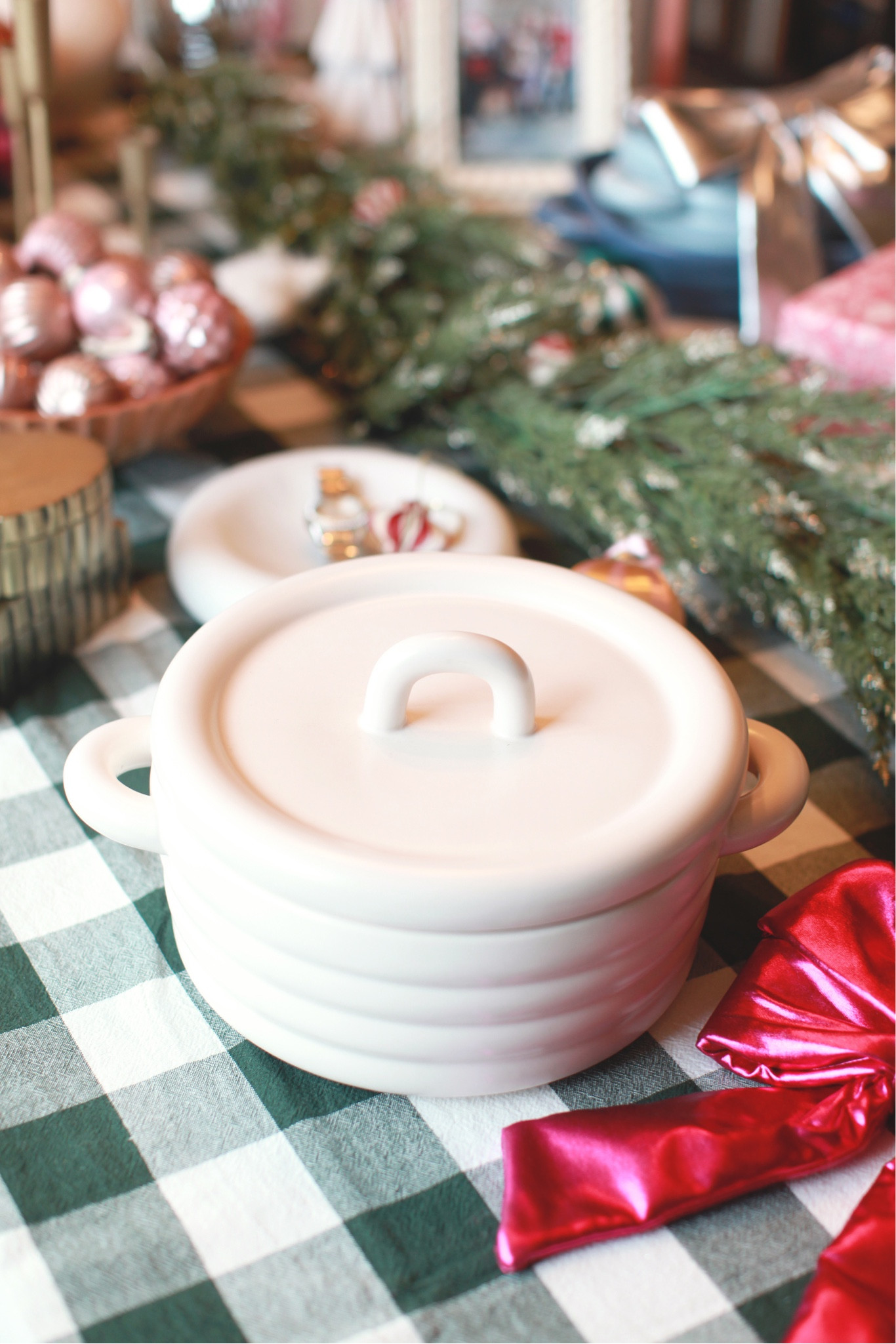 The cutest baking dish! Perfect for your holiday table or a great gift for any cook. Looks great on open shelving too 🤍


#LTKHoliday #LTKHome #LTKGiftGuide