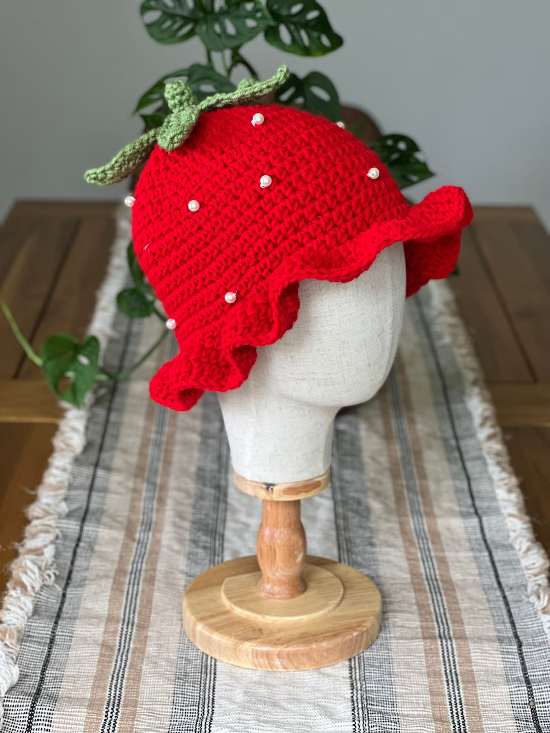 Crochet Strawberry Bucket Hat. Cute Red Strawberry Bucket Hat. Cottagecore. Handmade Hat. Strawbe... | Etsy (US)