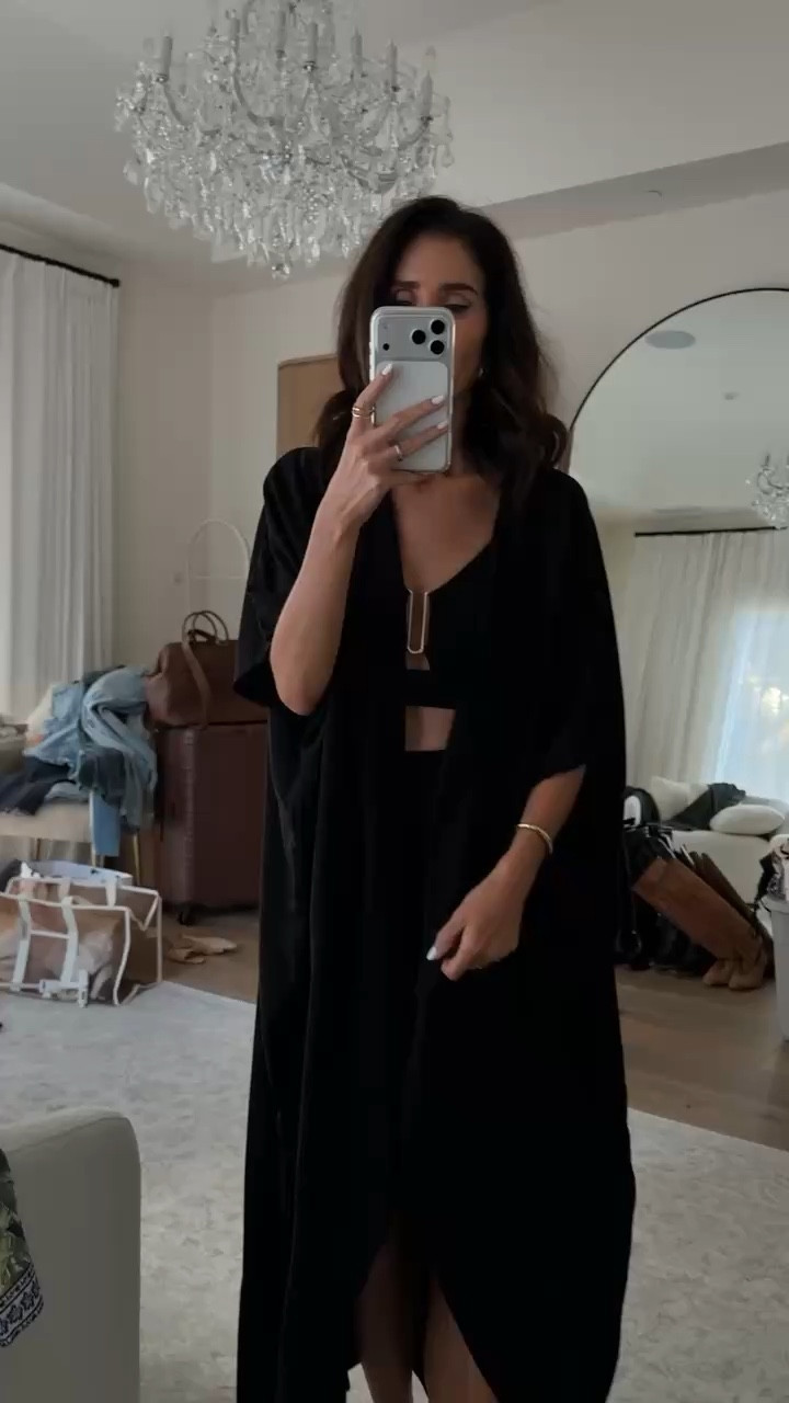 I love this coverup from amazon. I’m just shy of 5-7” wearing the size XS swimsuit #stylinbyaylin #aylin #swimsuit 

#LTKSeasonal #LTKootd #LTKTravel