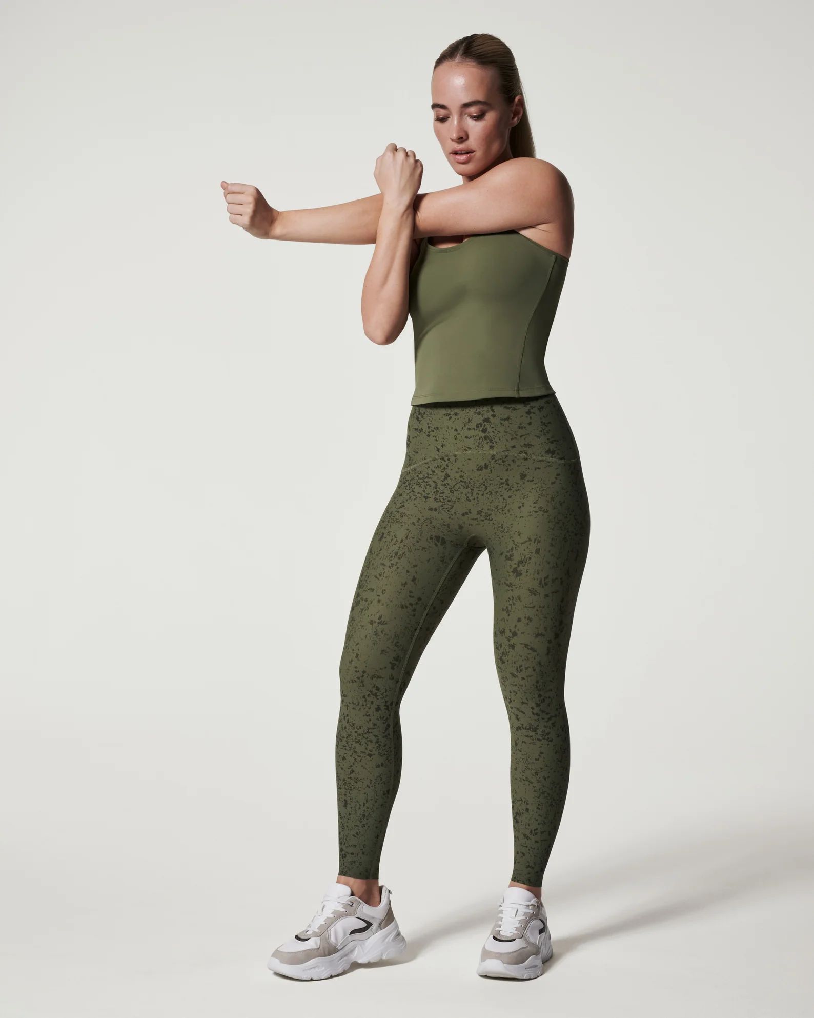 Booty Boost® Active Crushed 7/8 Leggings | Spanx