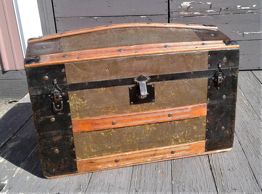 Antique Victorian Dome Top Victorian Steamer Trunk W Tray & Upper Compartment - Etsy | Etsy (US)