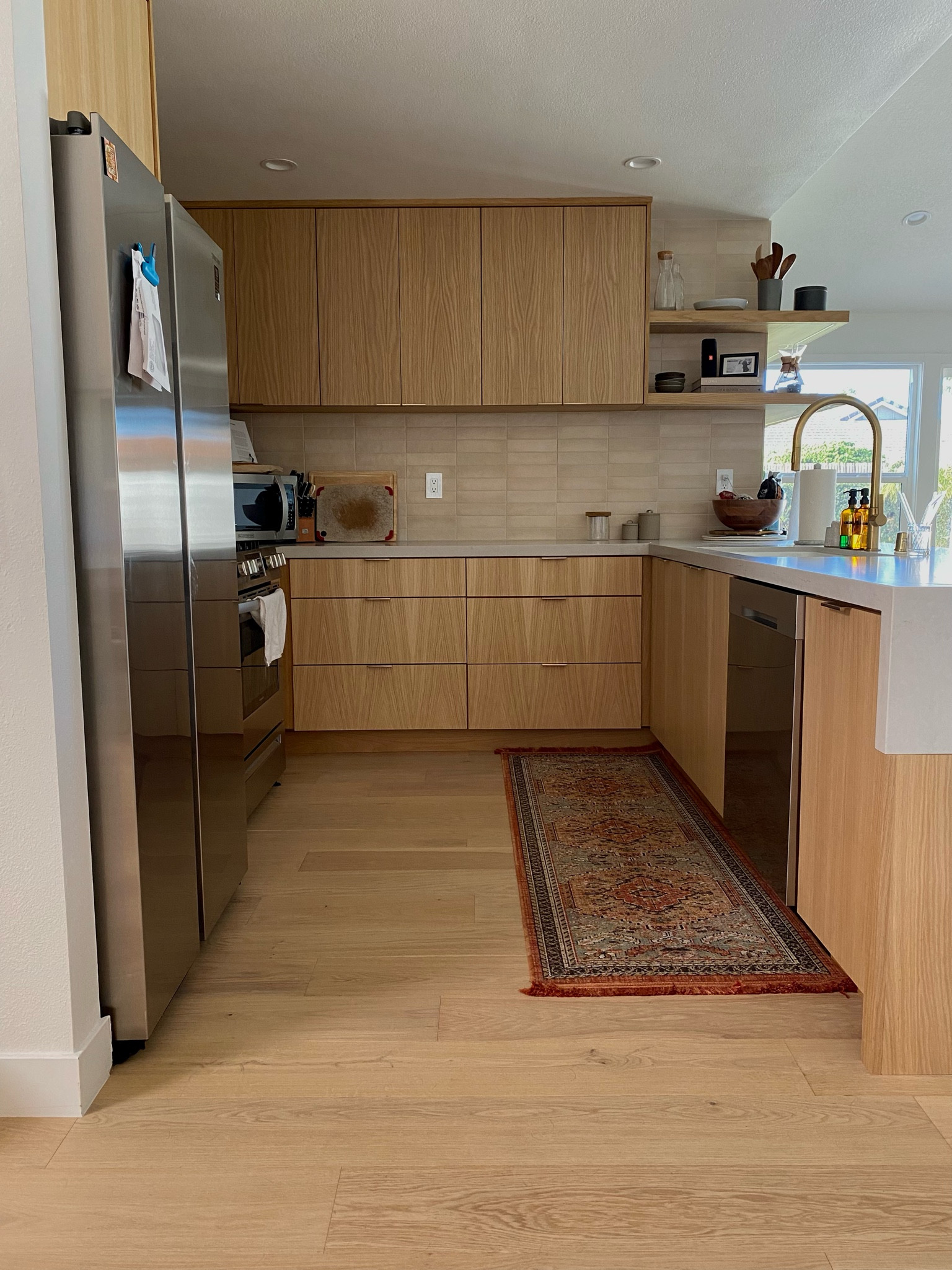 Rug runner in kitchen 

#LTKhome
